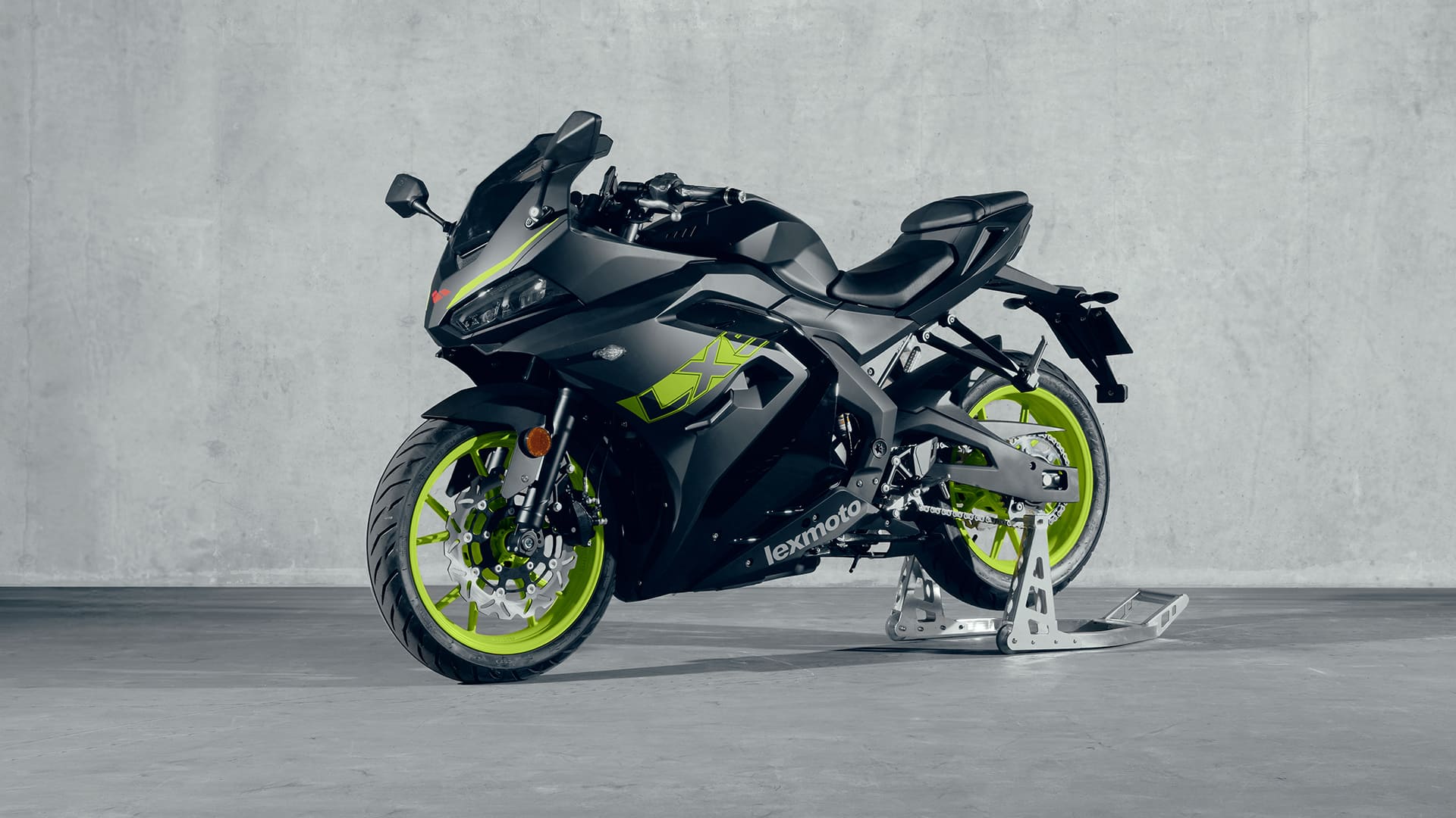 Lexmoto LXS 125 - Black Volt