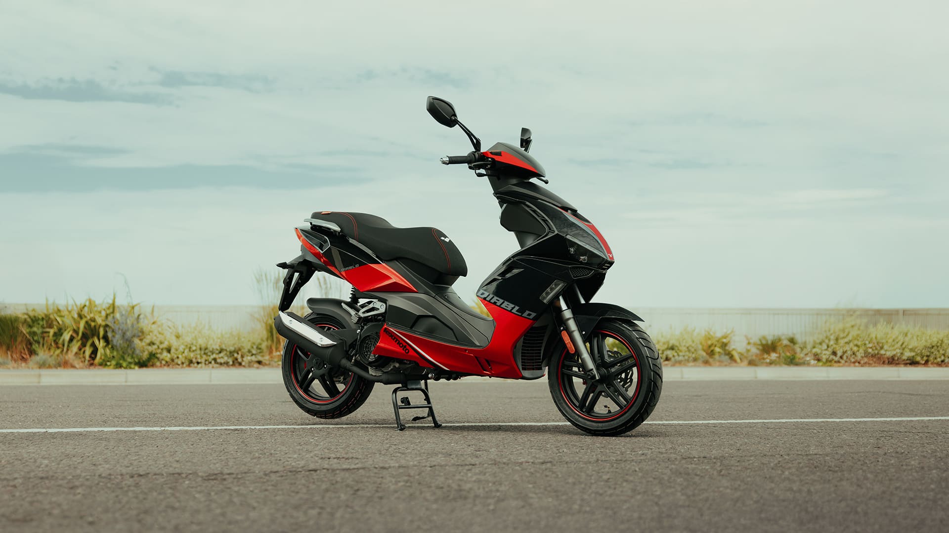 Lexmoto Diablo 125 - Black Grey/Red