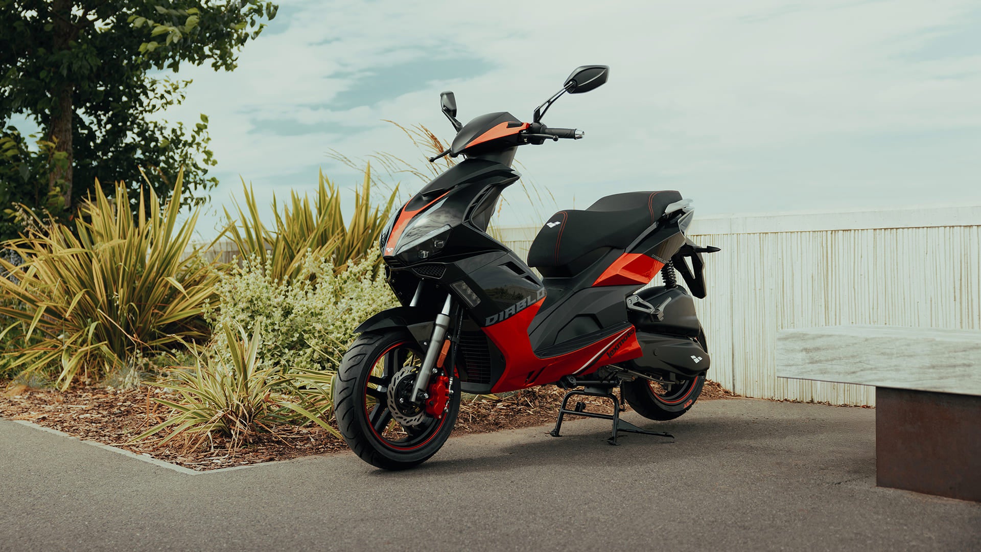 Lexmoto Diablo 125 - Black Grey/Red