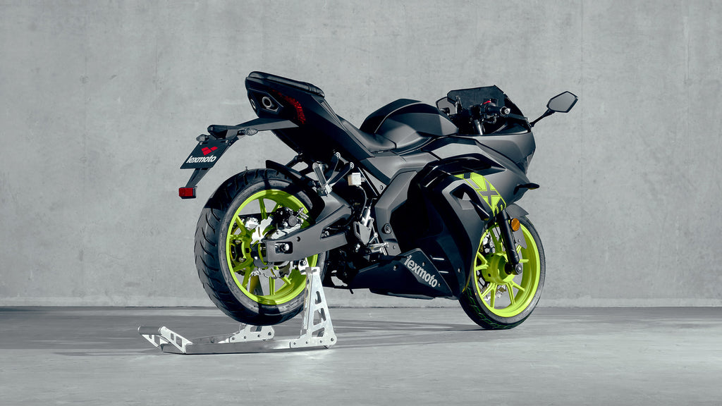 Lexmoto LXS 125 - Black Volt