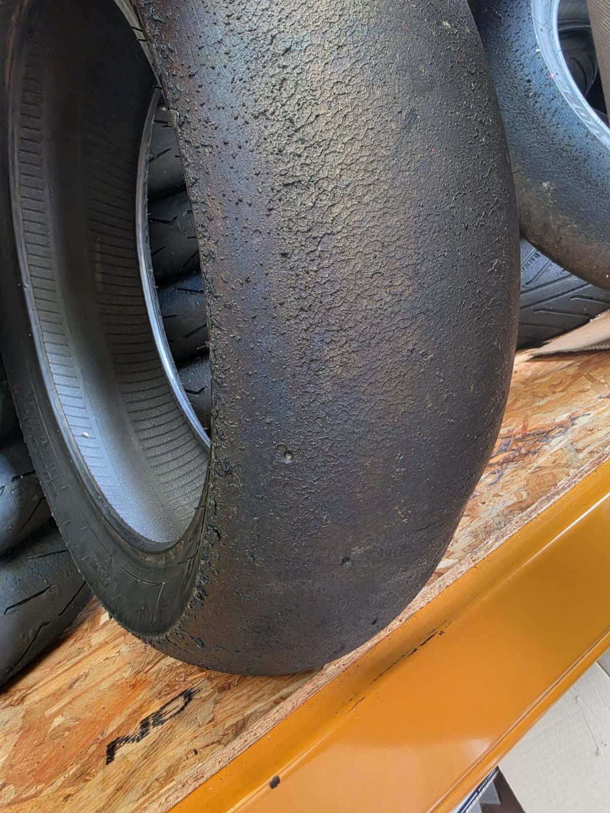 Pirelli Diablo Superbike SC0 190/60-17 Used BSB Scrub Motorcycle Tyre - SR6