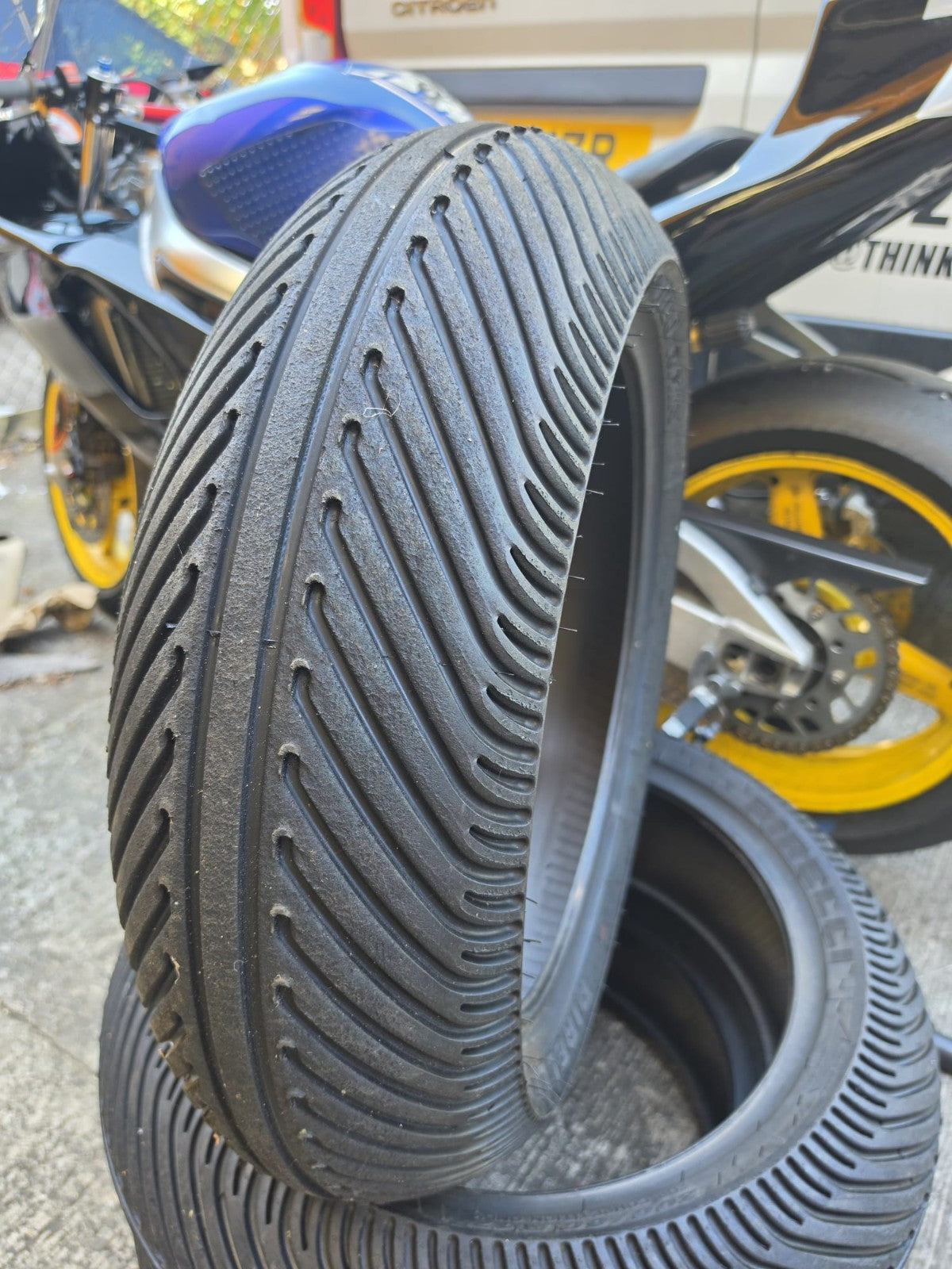 Pirelli Diablo Rain Rear SCR1 Part worn scub motorcycle tyre