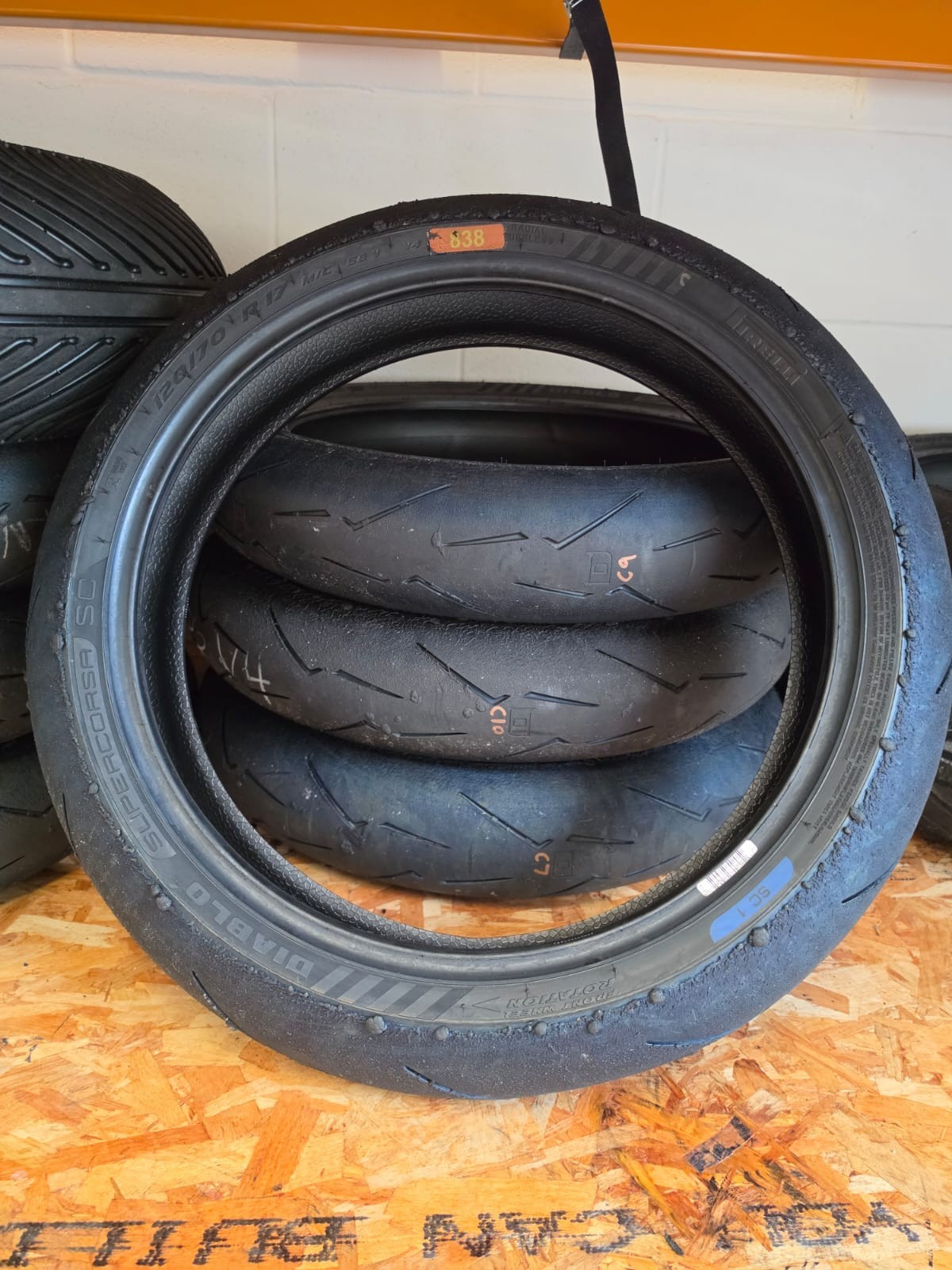 Pirelli Diablo Supercorsa SC1 V4 120/70-17 part worn front BSB scrub tyre