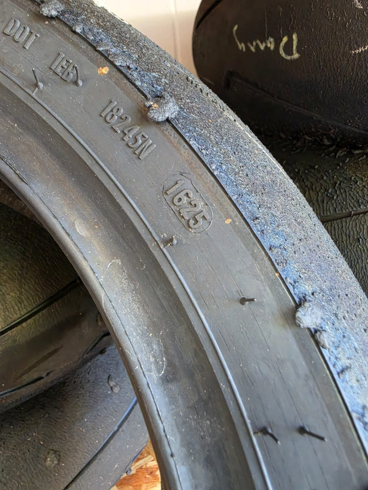 Pirelli Diablo Supercorsa Rear SC1 200/60-17 V4 Part worn scub motorcycle tyre