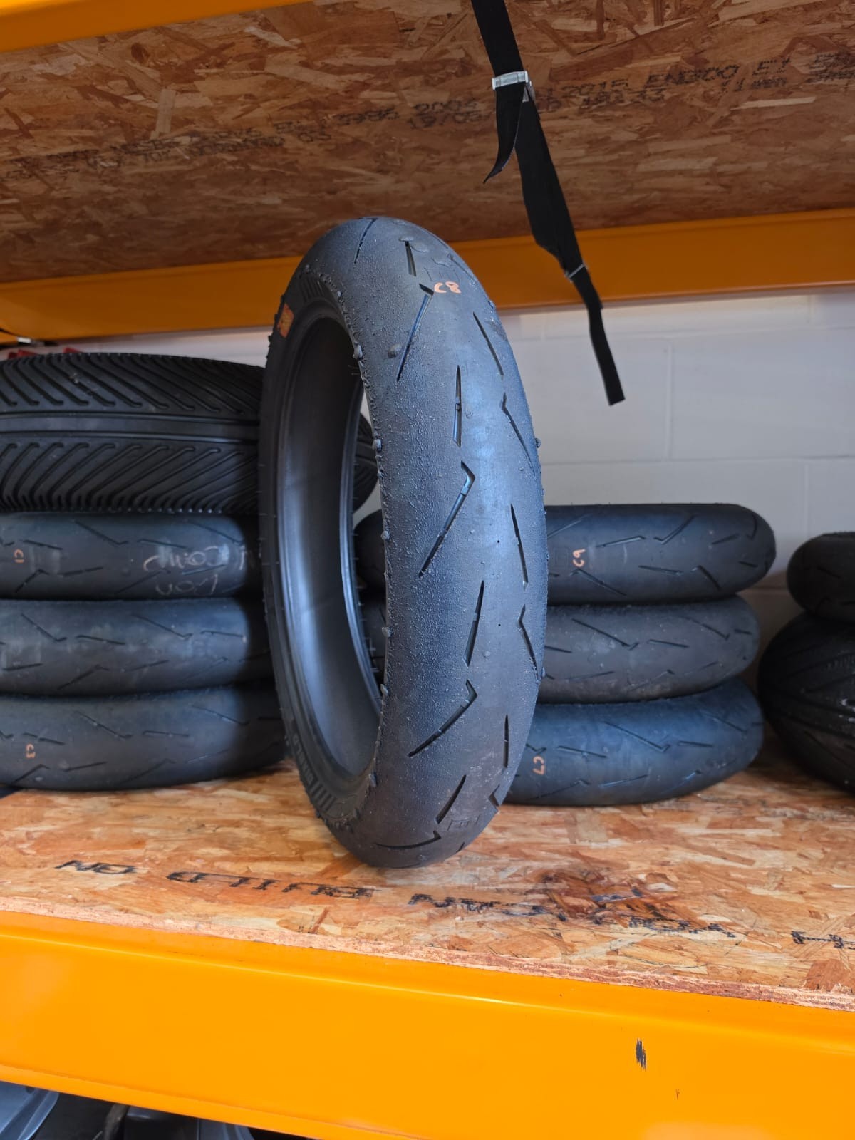 Pirelli Diablo Supercorsa SC1 V4 120/70-17 part worn front BSB scrub tyre