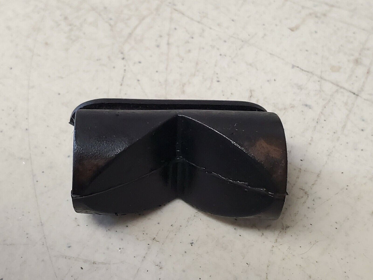 YAMAHA Plug, Blind, 4NK-83345-00 OEM XVS650 XVS1100 XVZ1300 XV1600