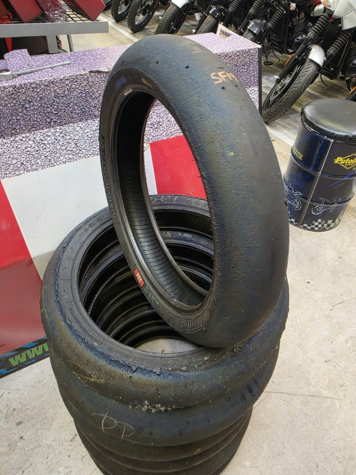 Pirelli Diablo Superbike SC1 125/70-17 Used BSB Scrub Motorcycle Tyre - SF19