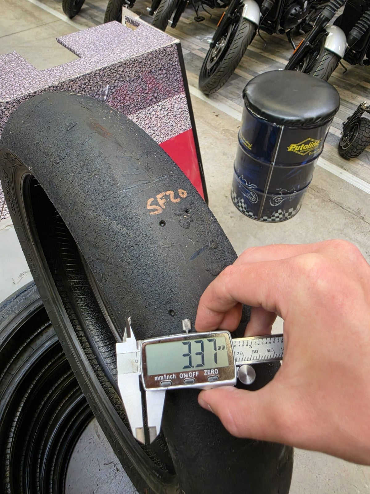 Pirelli Diablo Superbike SC1 125/70-17 Used BSB Scrub Motorcycle Tyre - SF20