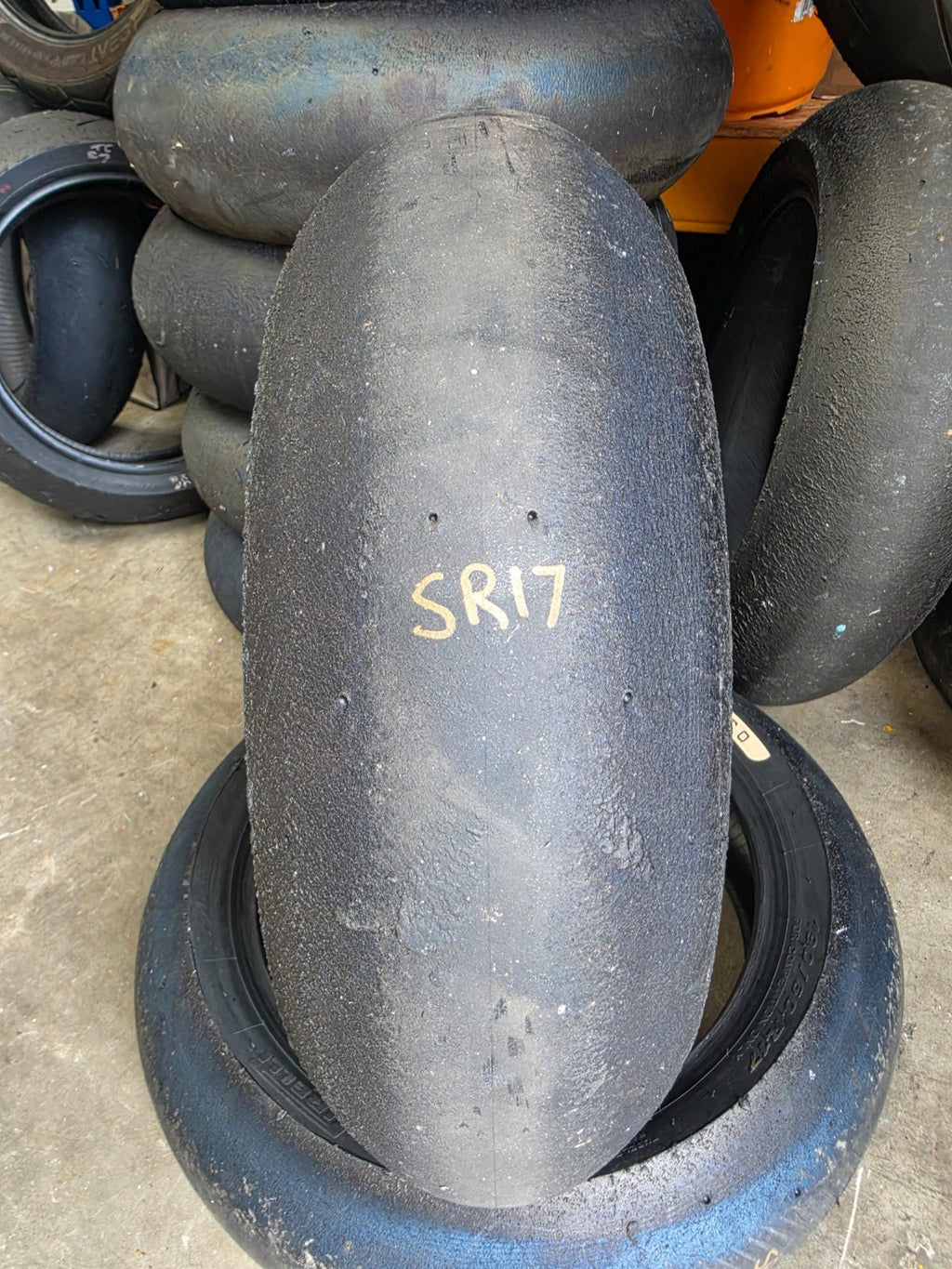 Pirelli Diablo Superbike SC0 190/60-17 Used BSB Scrub Motorcycle Tyre - SR17