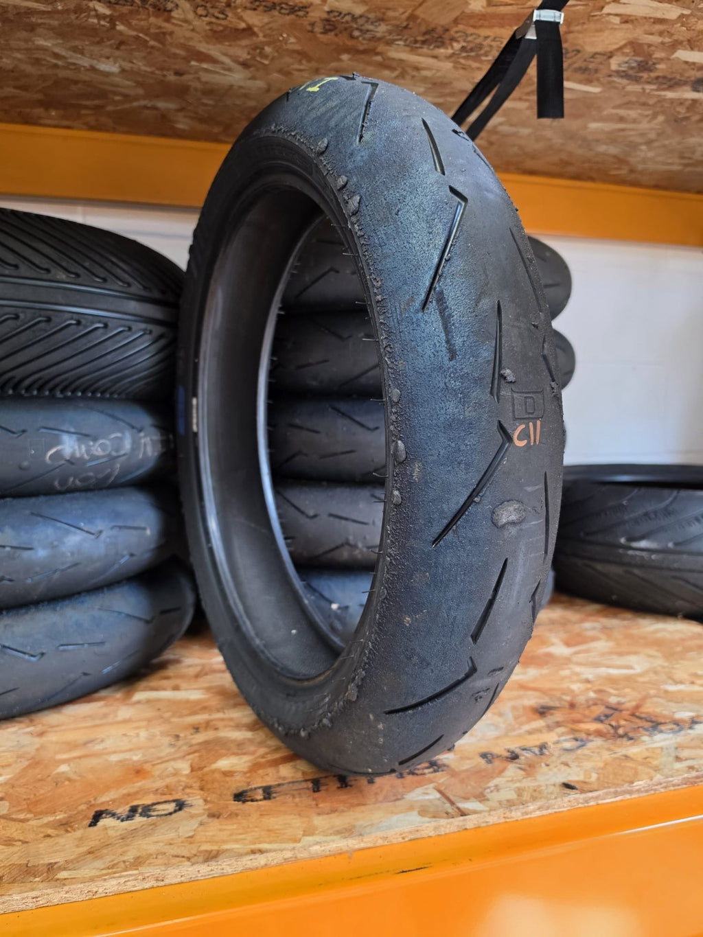 Pirelli Diablo Supercorsa SC1 V4 120/70-17 part worn front BSB scrub tyre