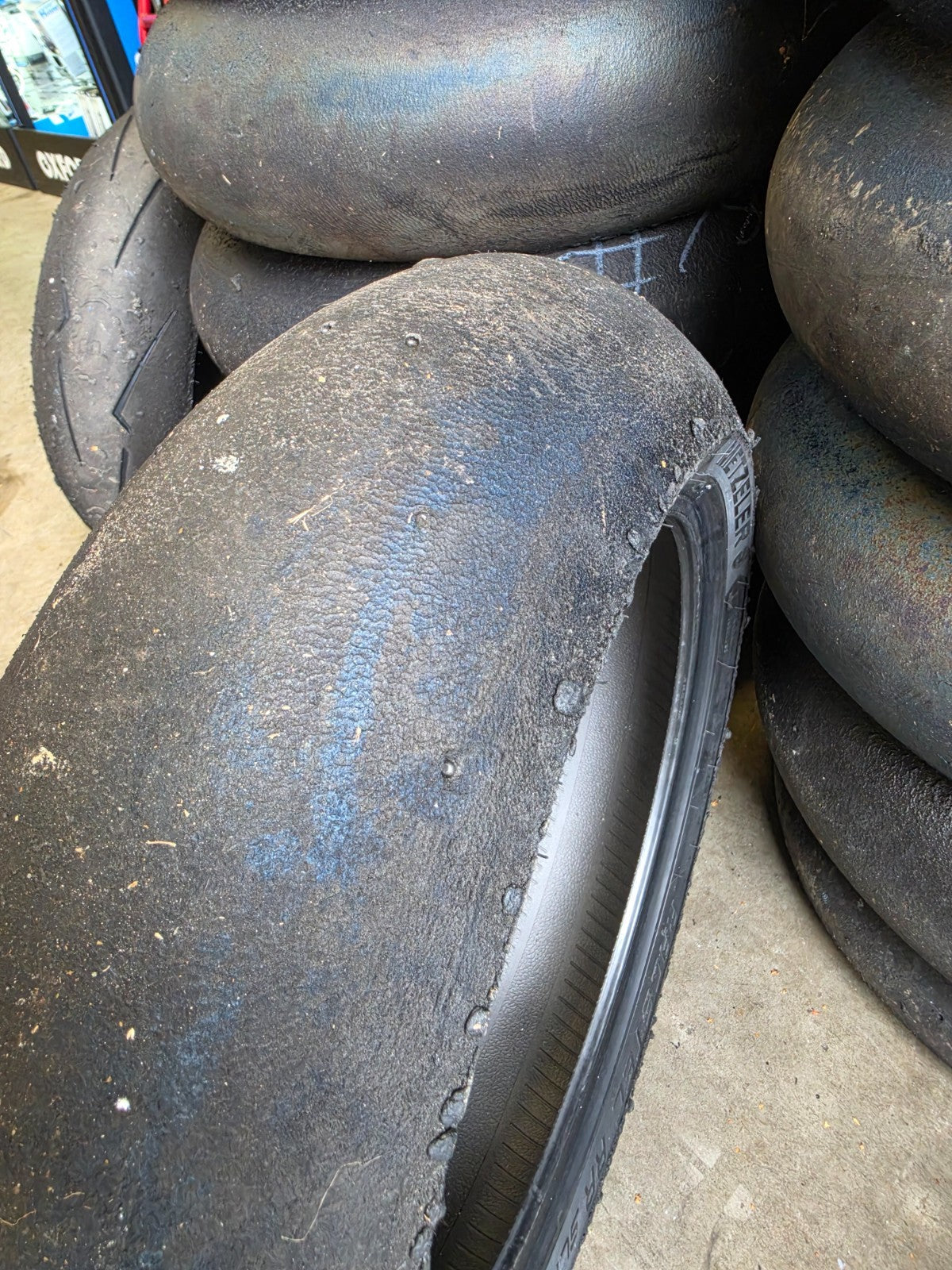 Used Metzeler Racetec RR Rear Track/Race Slick – 200/65 R17 – 06/26