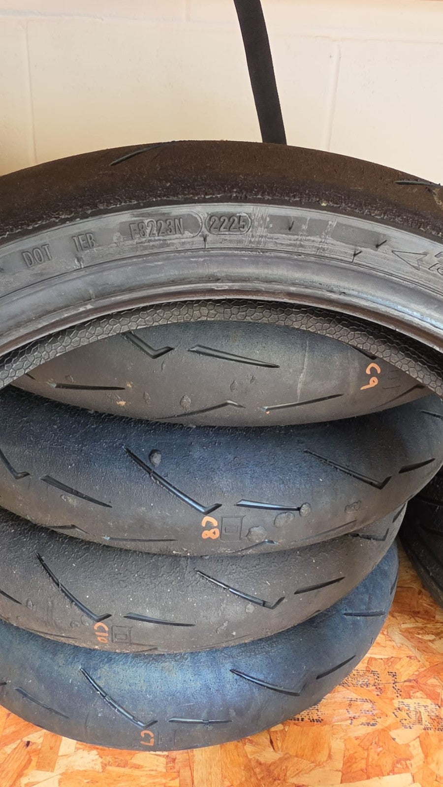 Pirelli Diablo Supercorsa SC1 V4 120/70-17 part worn front BSB scrub tyre