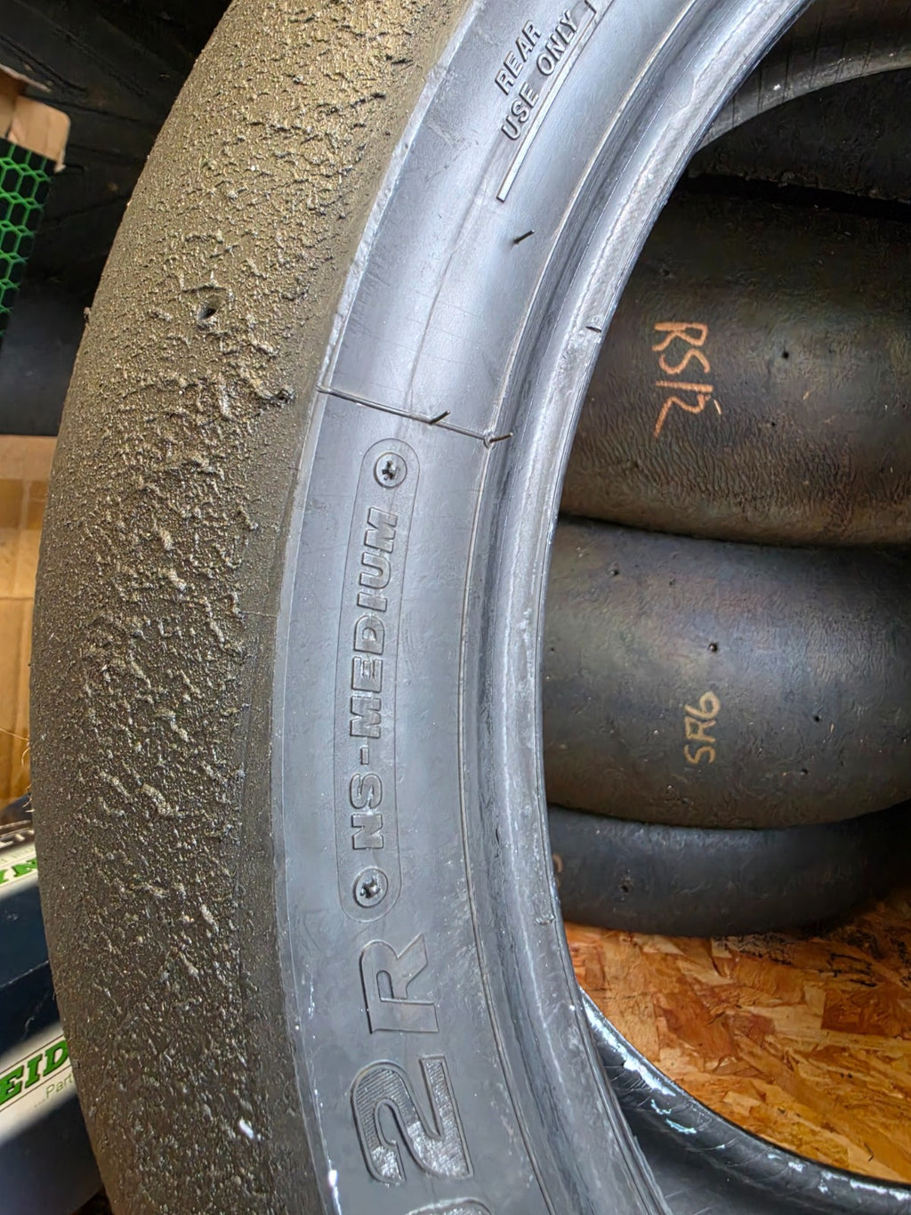 Bridgestone Racing Battlax V02 medium Part worn Rear Racing Slick 200/660- 17