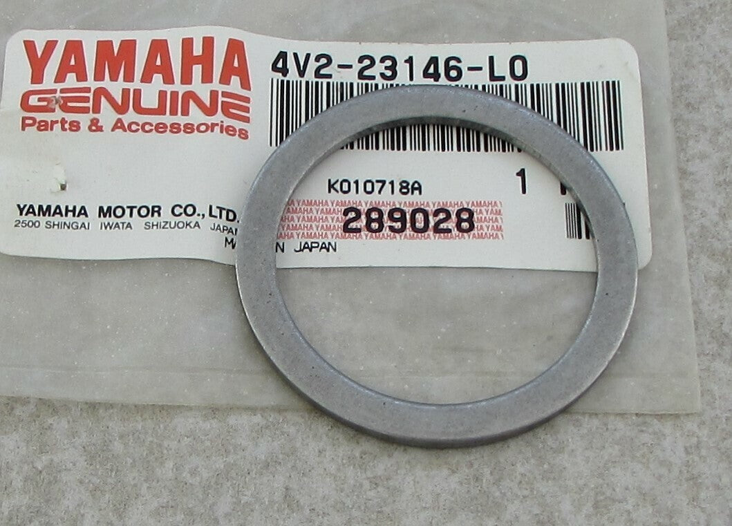 Genuine Yamaha Oil Seal Washer For FZR600, XV1100, XJ700, IT250 - 4V2-23146-L0