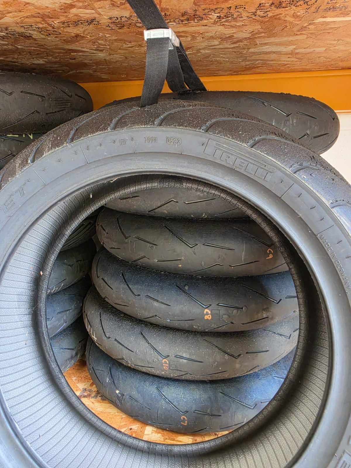 Pirelli Diablo Wet 200/60-17 part worn front BSB scrub tyre