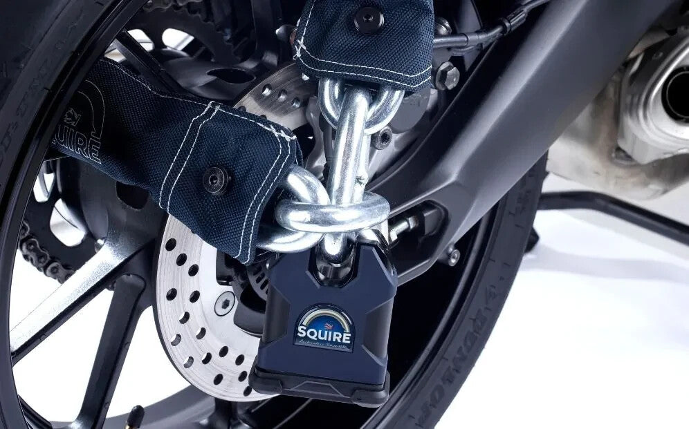 Motorcycle Squire Juggernaut XL 14mm Chain SS65CS Padlock Inc Sold Secure - Gold