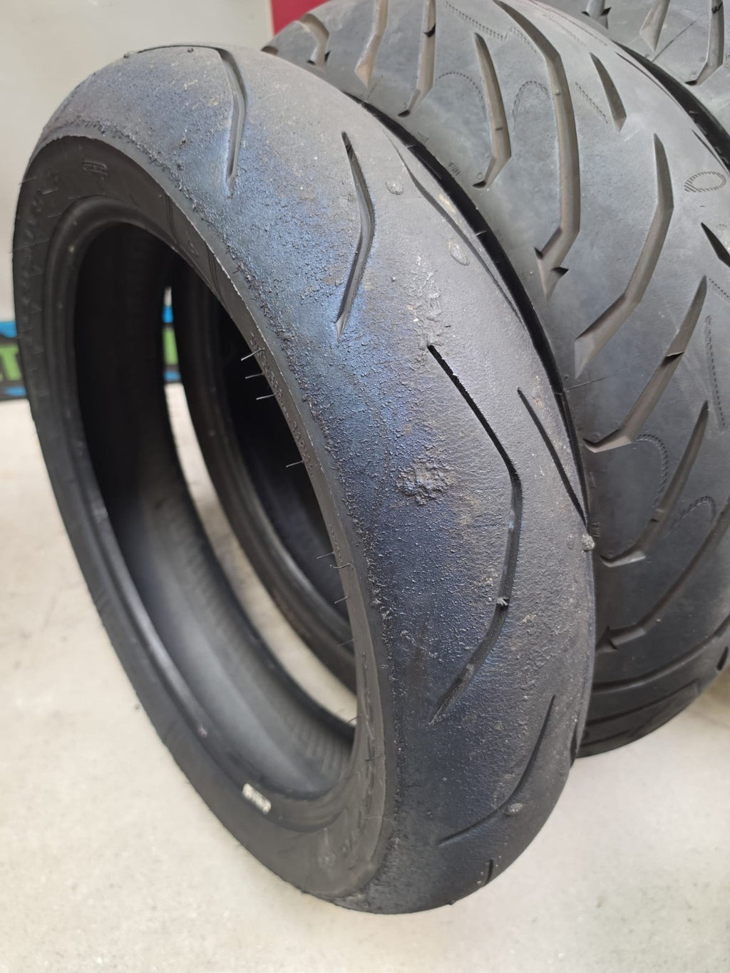 Dunlop SportSmart TT- grade A tyres