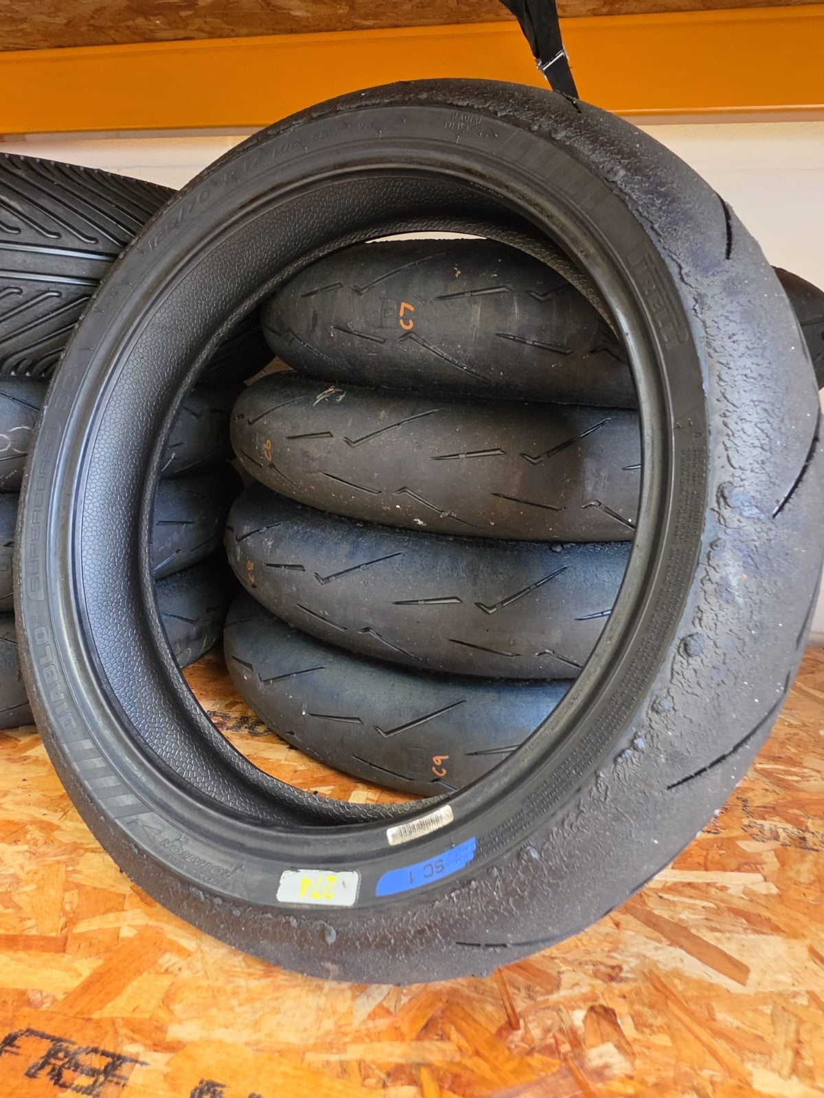 Pirelli Diablo Supercorsa SC1 V4 120/70-17 Grade A worn front BSB scrub tyre