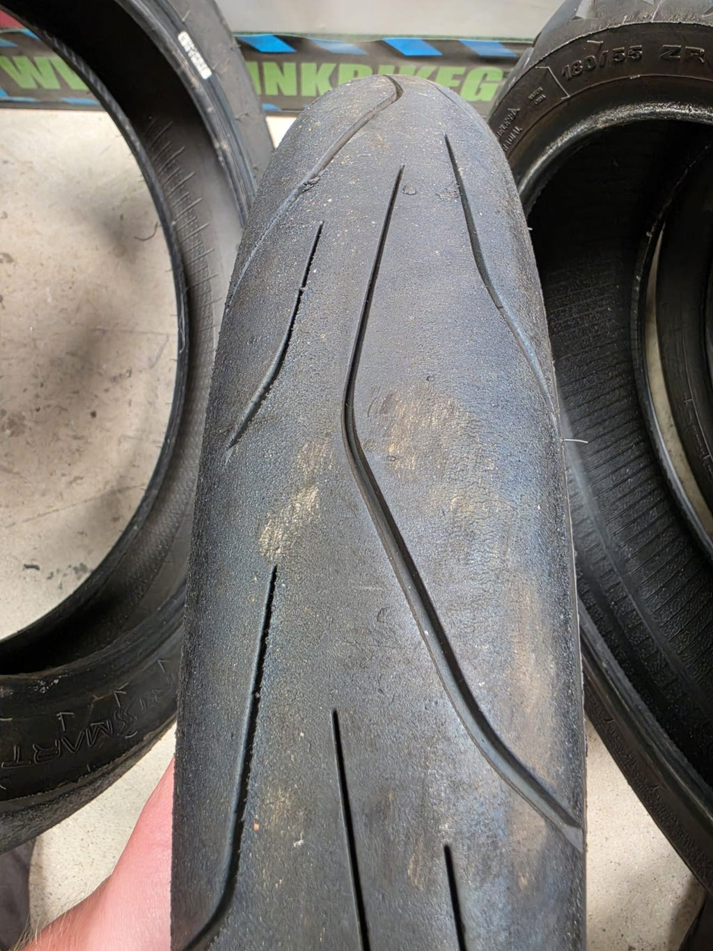 Dunlop SportSmart TT- grade A tyres
