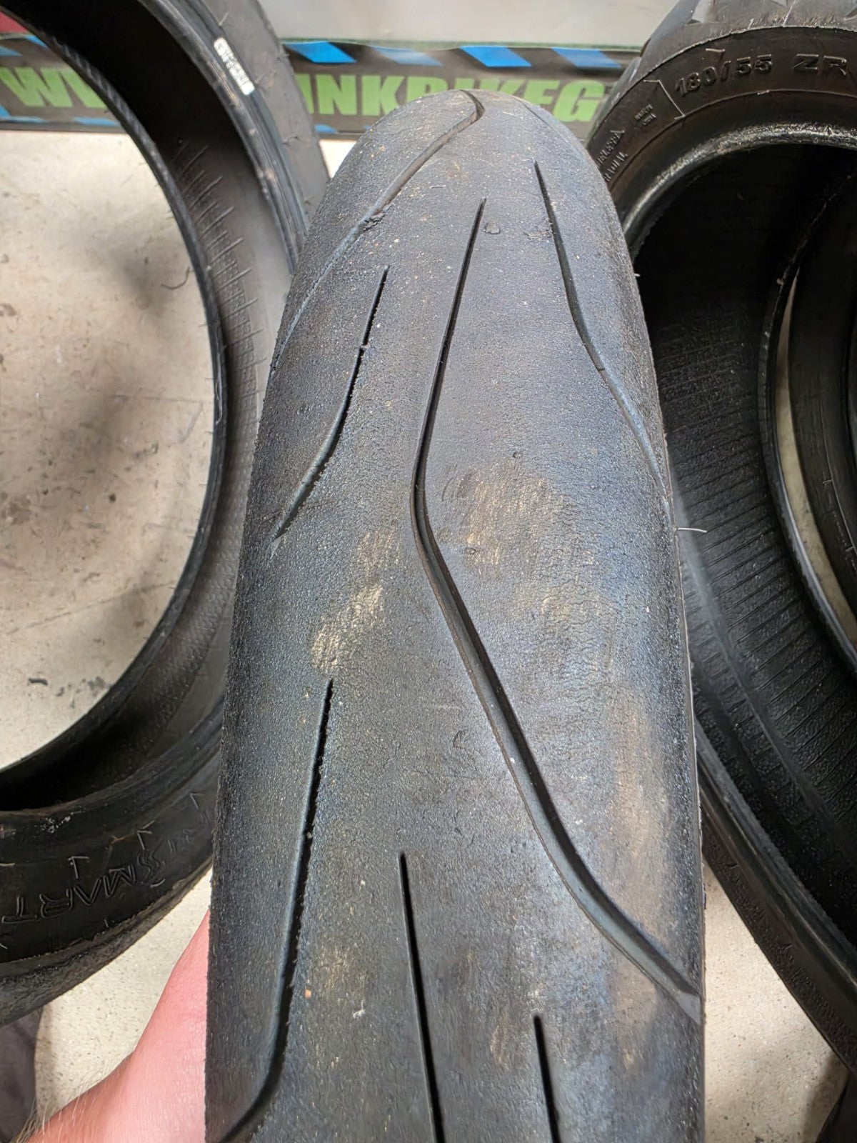 Dunlop SportSmart TT- grade A tyres