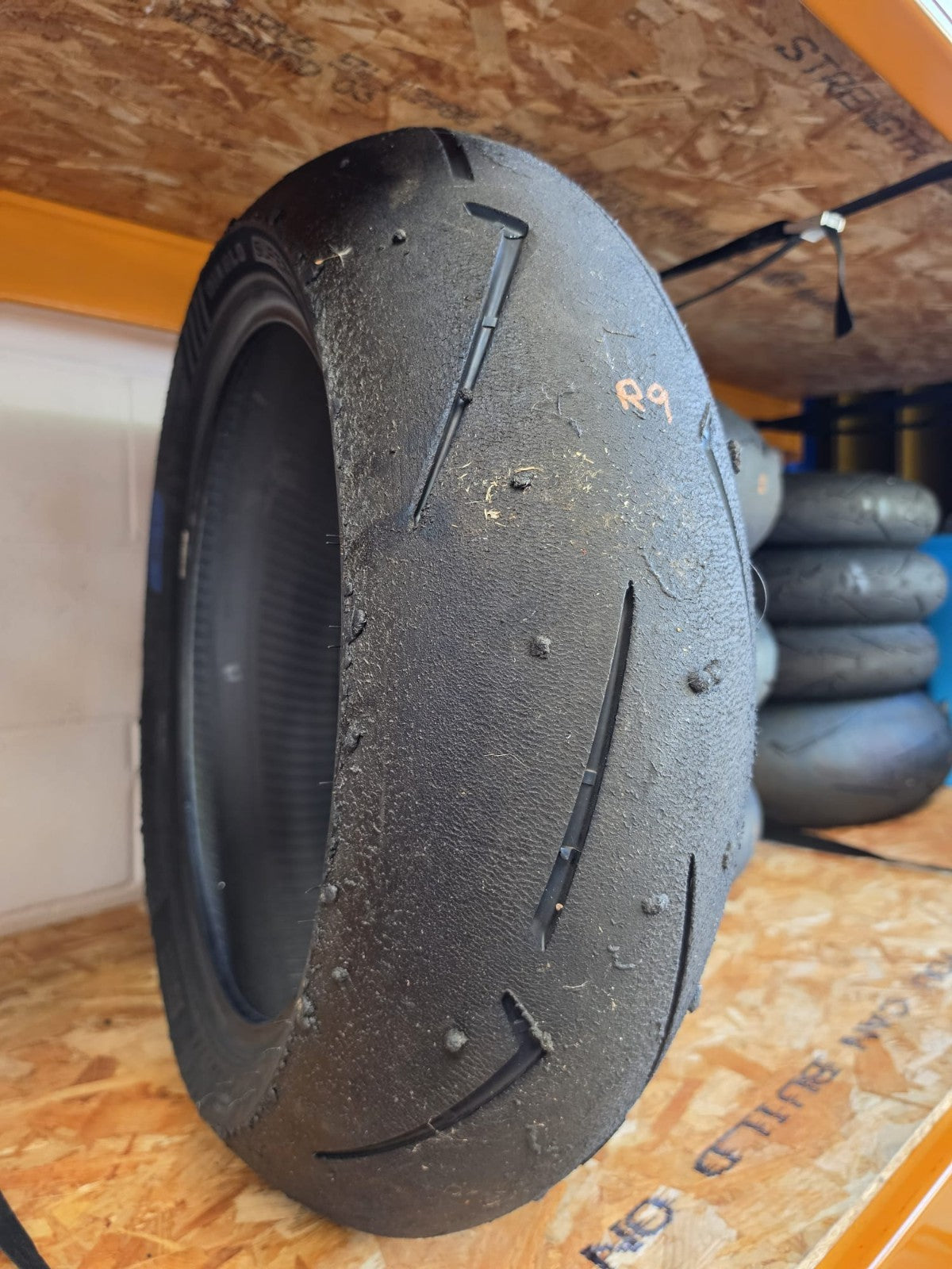 Pirelli Diablo Supercorsa Rear SC1 200/60-17 V4 Part worn scub motorcycle tyre
