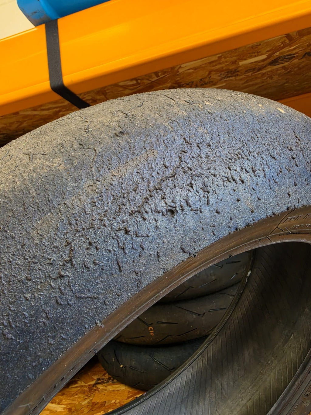 Bridgestone Racing Battlax V02 medium Part worn Rear Racing Slick 200/660- 17
