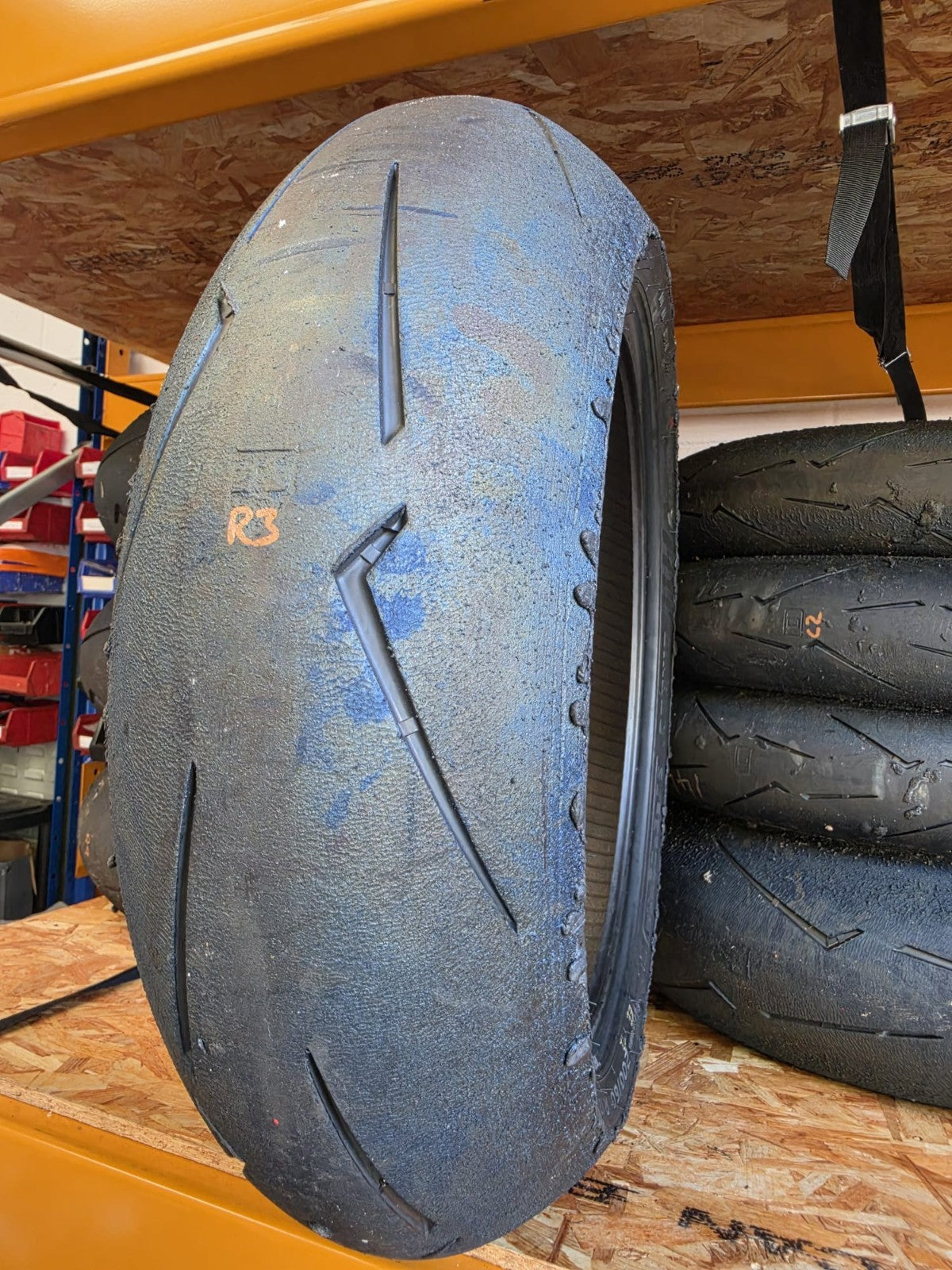 Pirelli Diablo Supercorsa Rear SC1 200/60-17 V4 Part worn scub motorcycle tyre