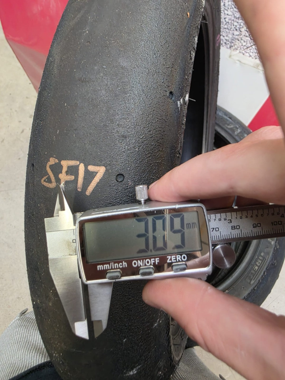 Pirelli Diablo Superbike SC1 120/70-17 Used BSB Scrub Motorcycle Tyre - SF17