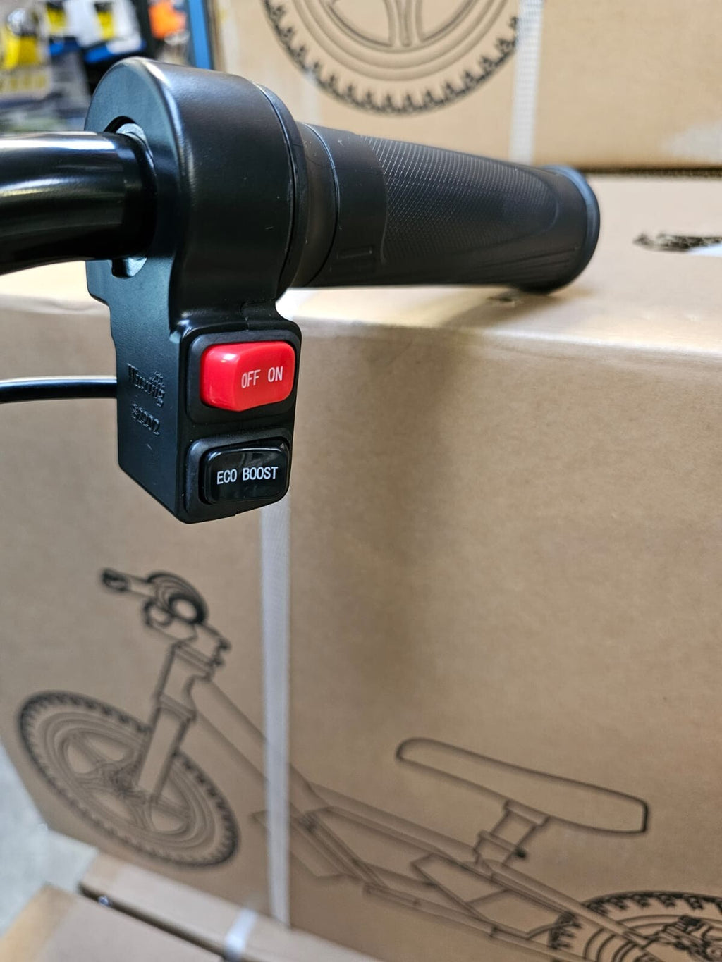 Amped A10 Black 150w 18v Electric Kids Age 3+ Balance Bike - White Red New 2025