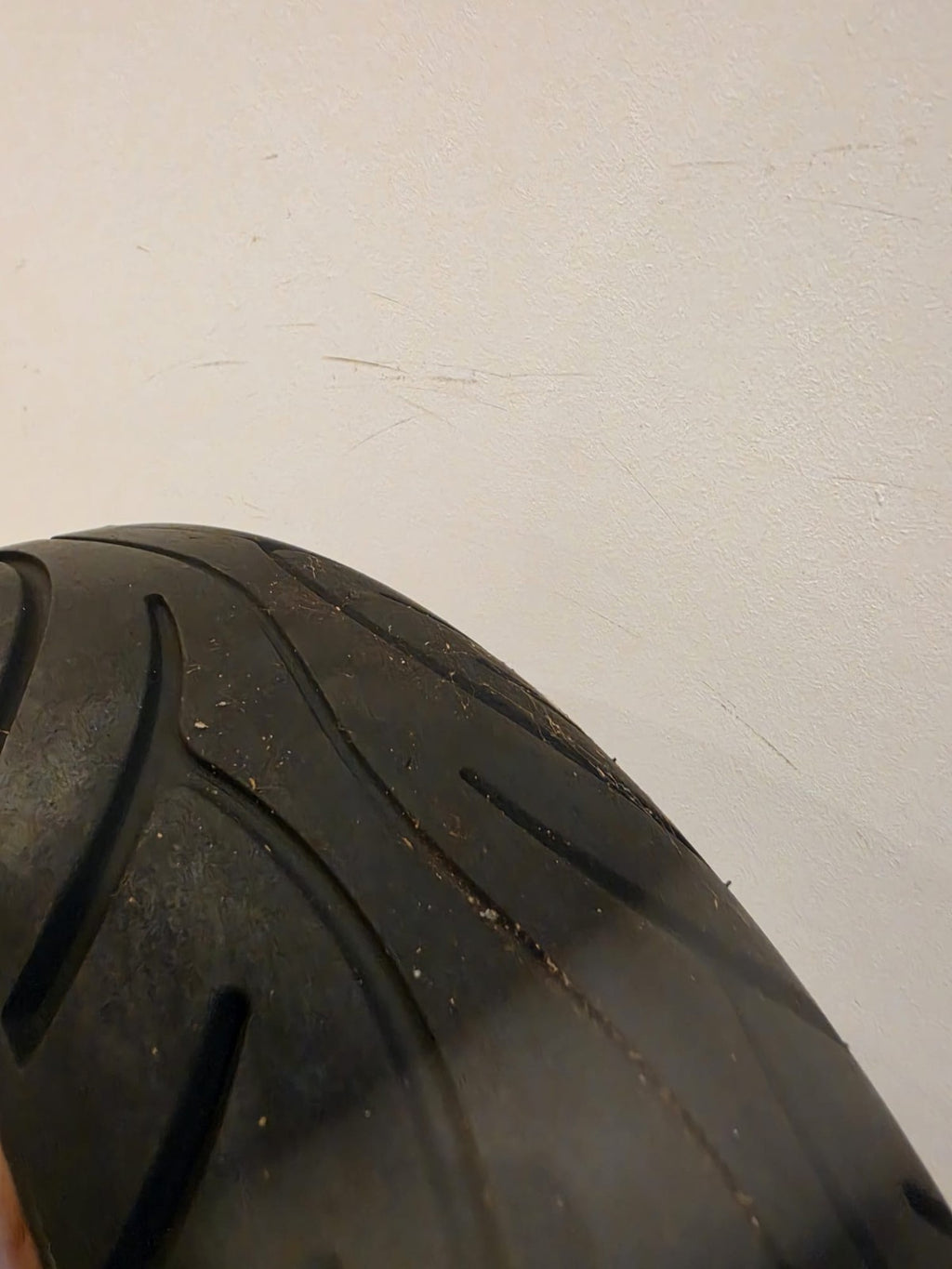 120/70/14 YUANXING PART WORN MOTORCYCLE TYRE