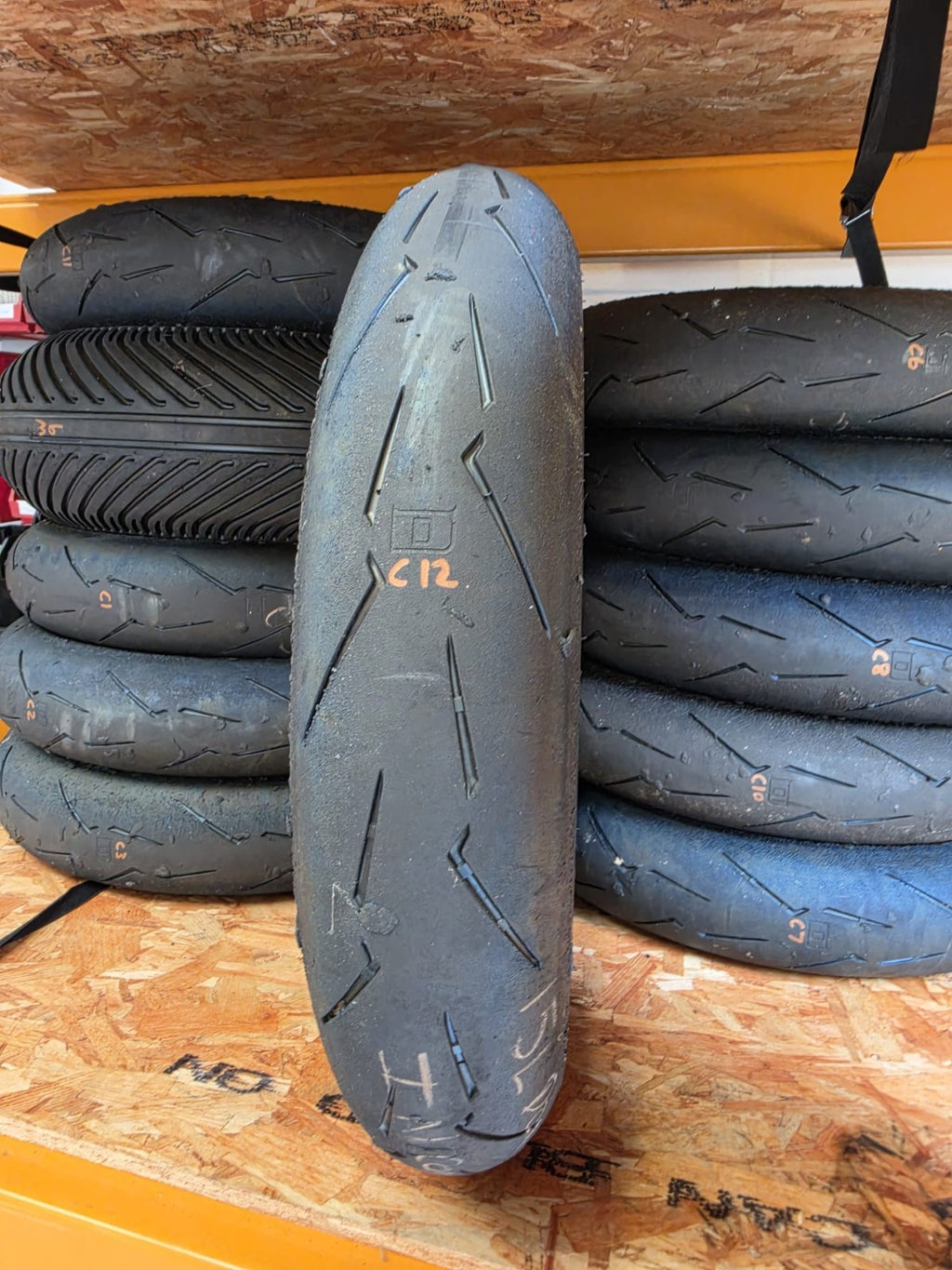 Pirelli Diablo Supercorsa SC1 V4 120/70-17 Grade A worn front BSB scrub tyre