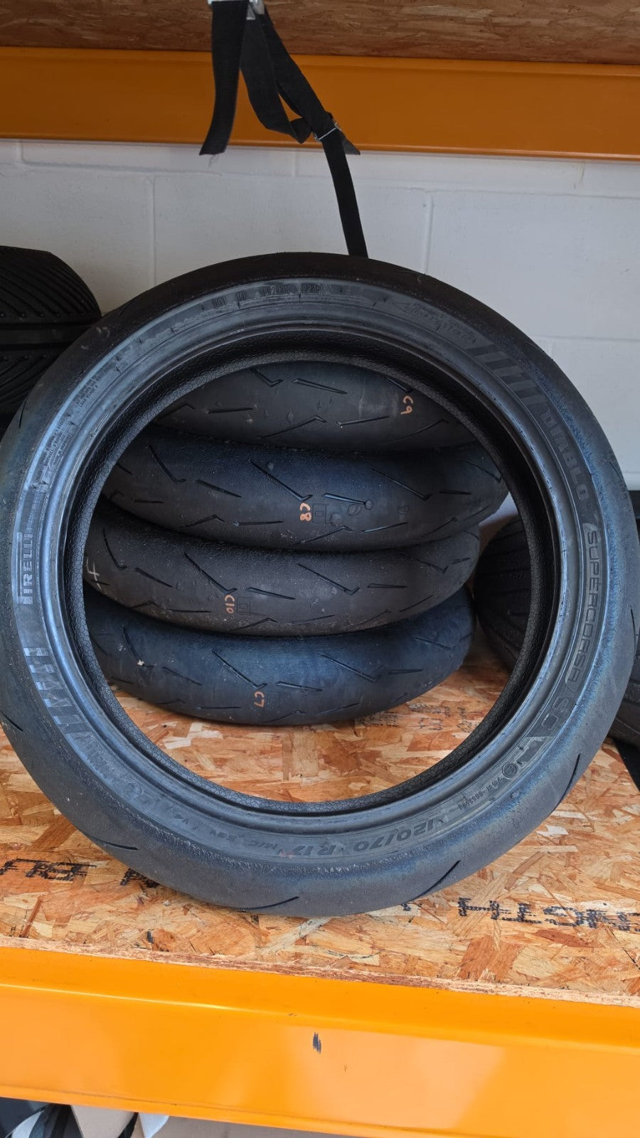 Pirelli Diablo Supercorsa SC1 V4 120/70-17 part worn front BSB scrub tyre