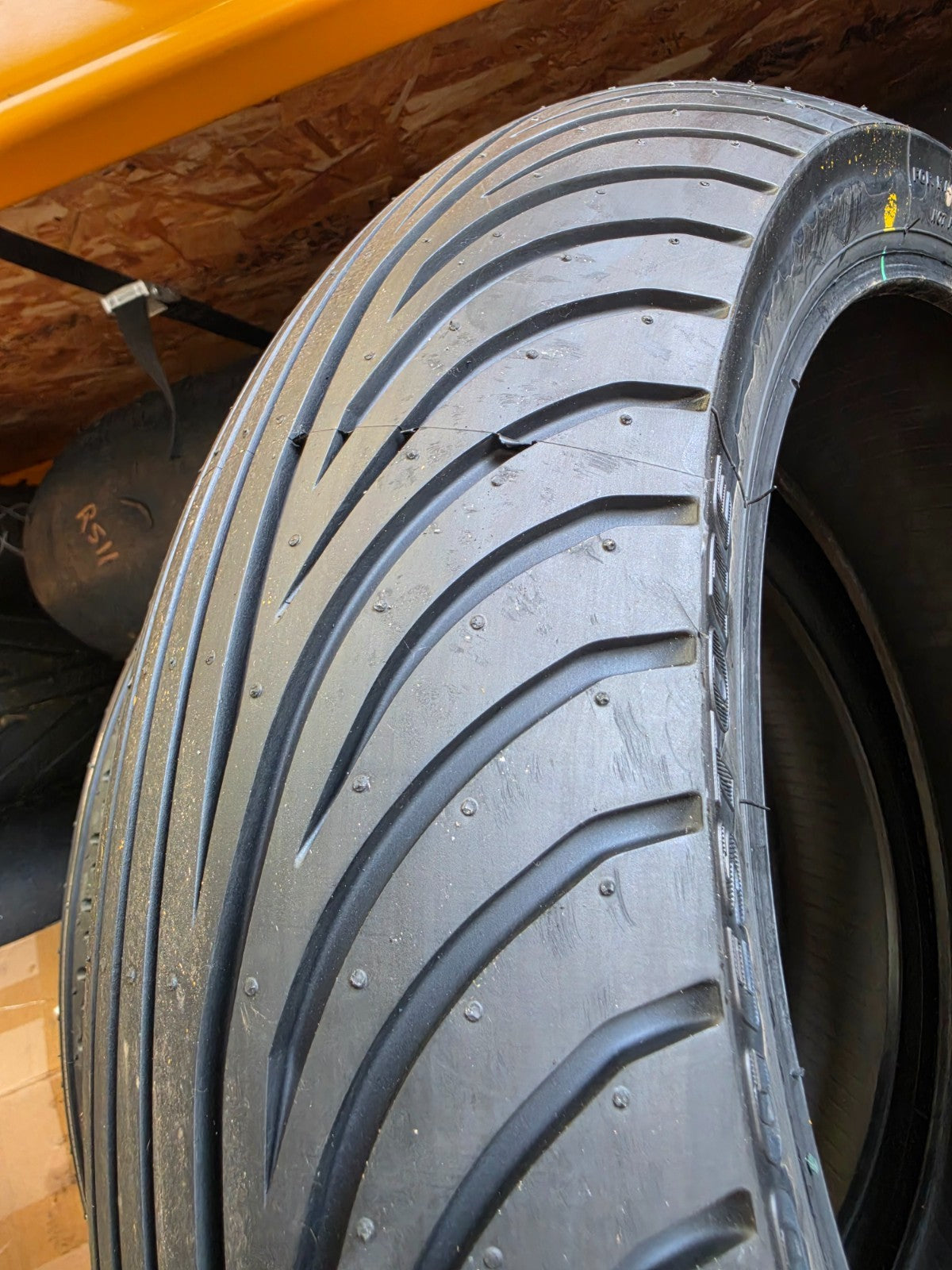 Bridgestone Motorcycle Wet Tyres 120/70 17 + 190/55 17 New Unused Race Wet Set