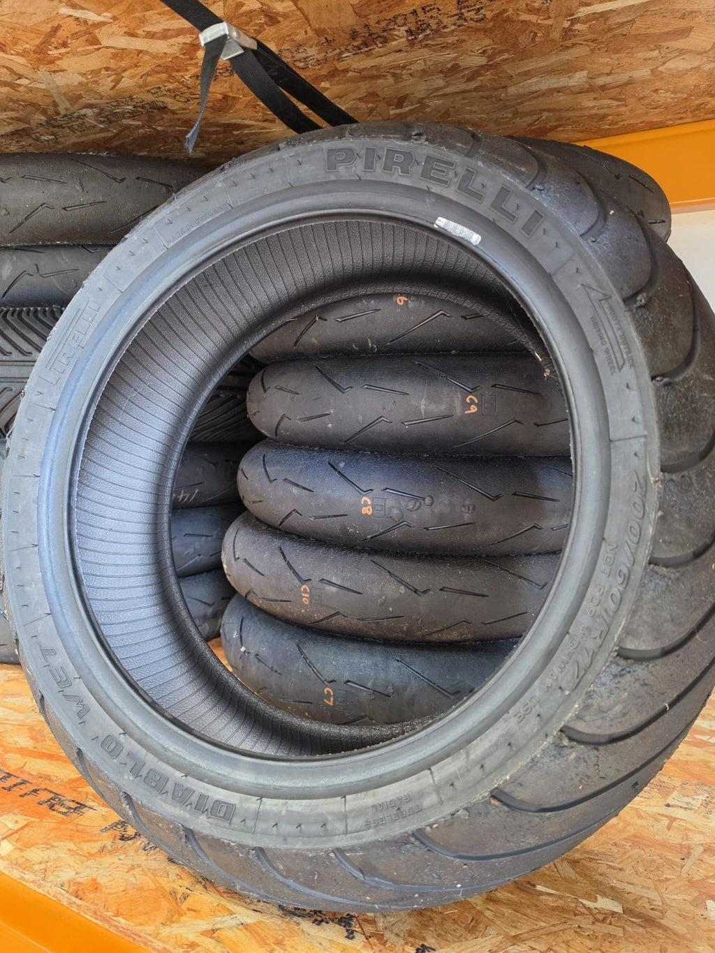 Pirelli Diablo Wet 200/60-17 part worn front BSB scrub tyre