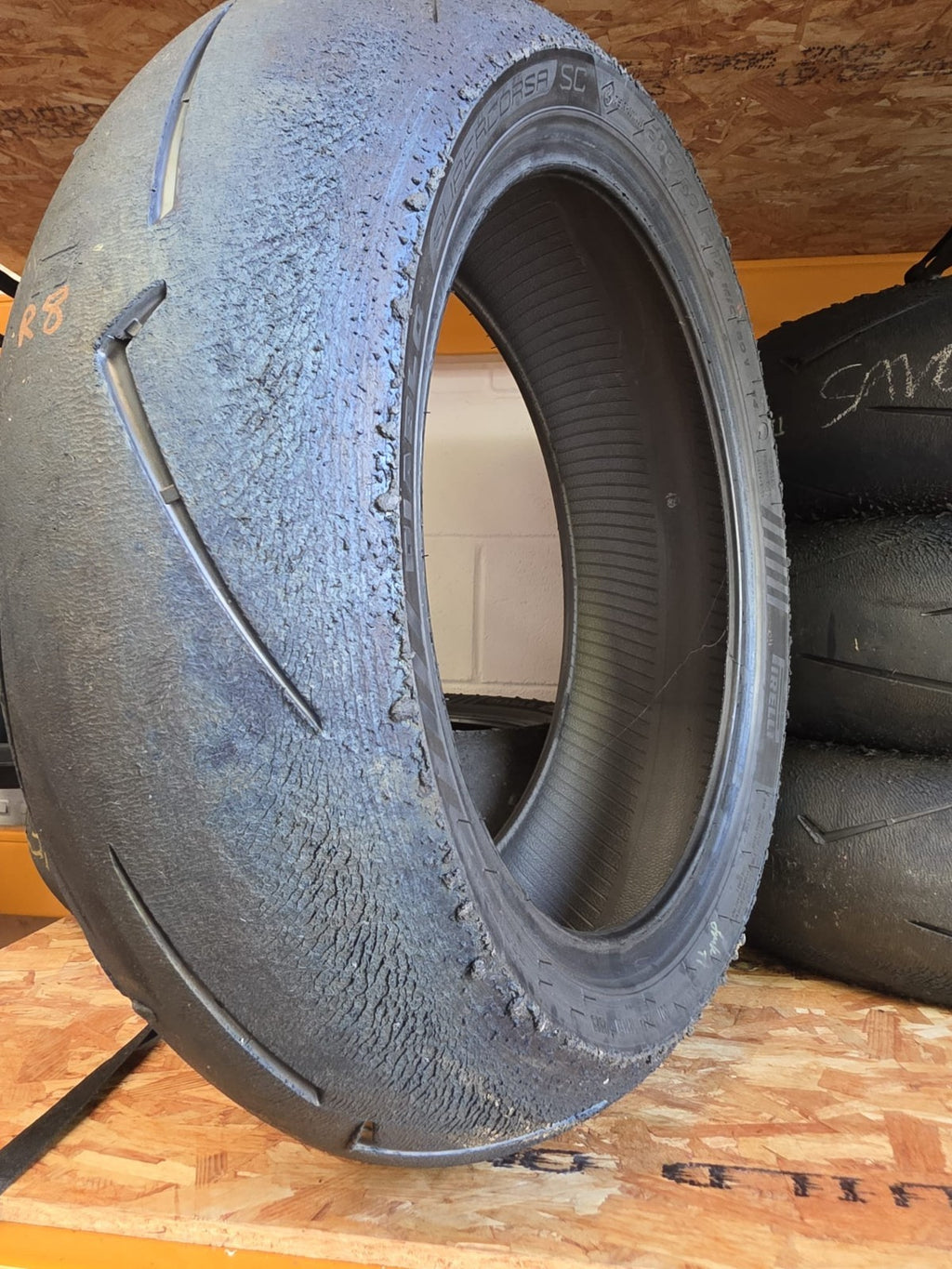Pirelli Diablo Supercorsa Rear SC1 200/60-17 V4 Part worn scub motorcycle tyre