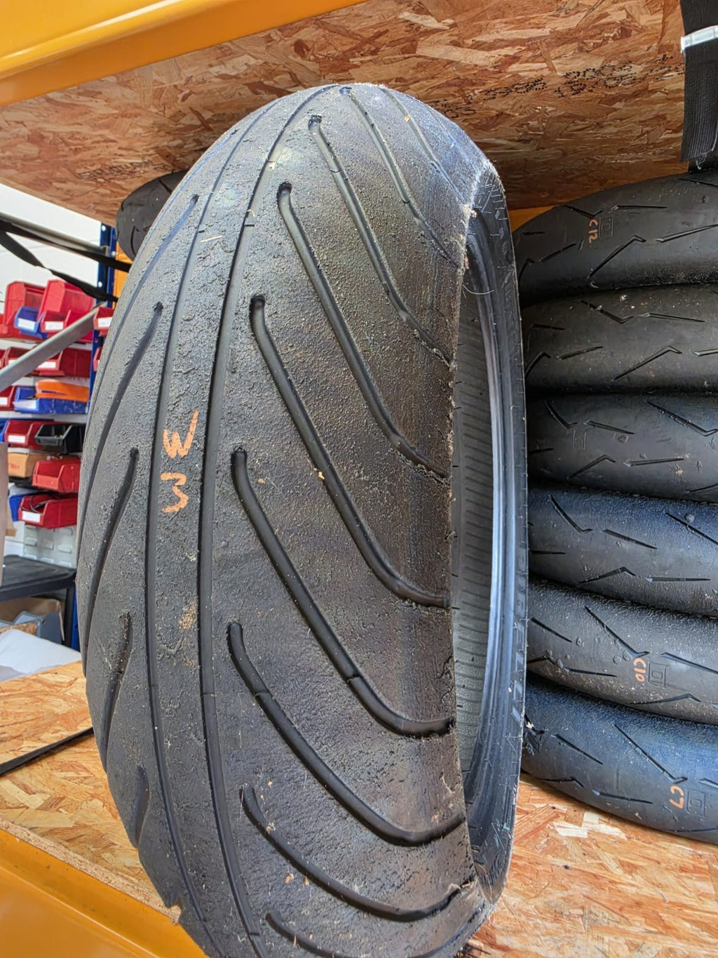 Pirelli Diablo Wet 200/60-17 part worn front BSB scrub tyre 2023