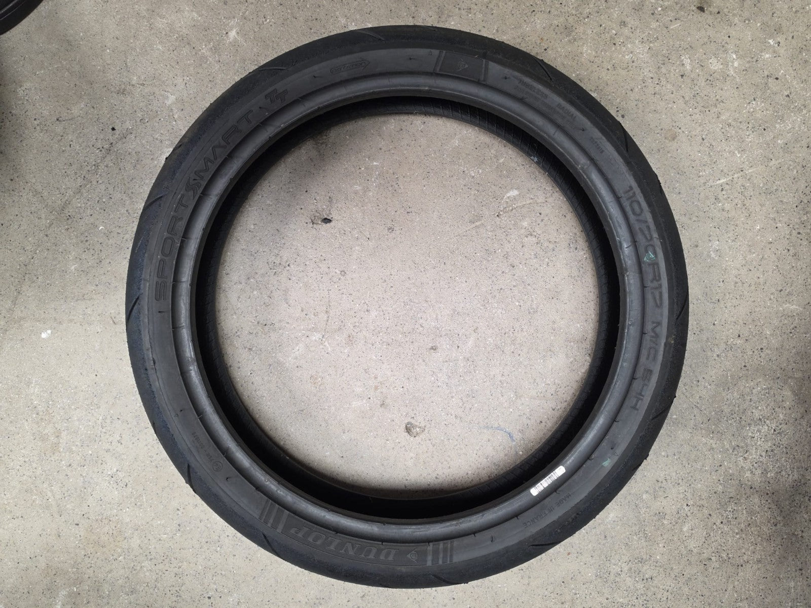 Dunlop SportSmart TT- grade A tyres