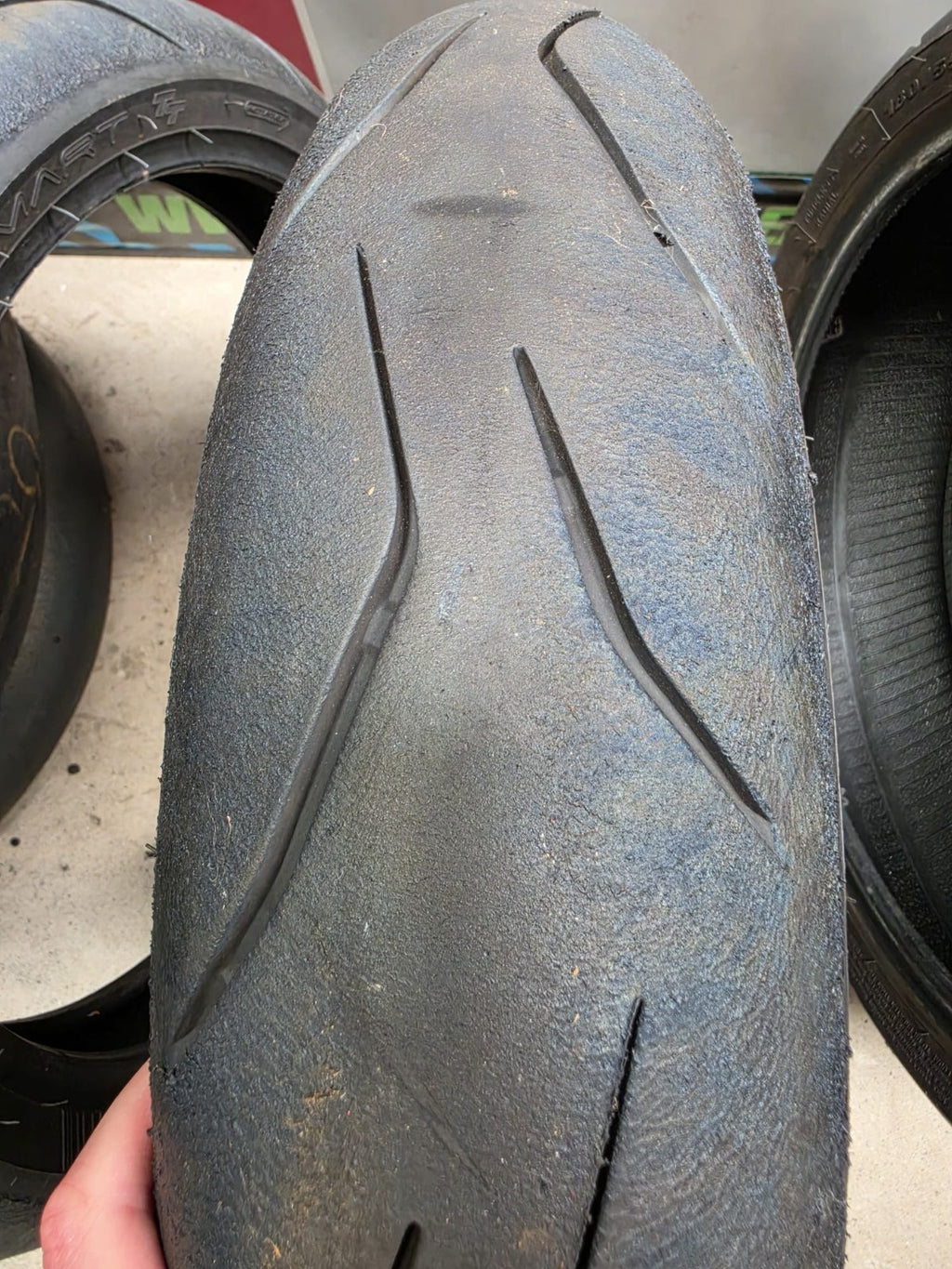 Dunlop SportSmart TT- grade A tyres