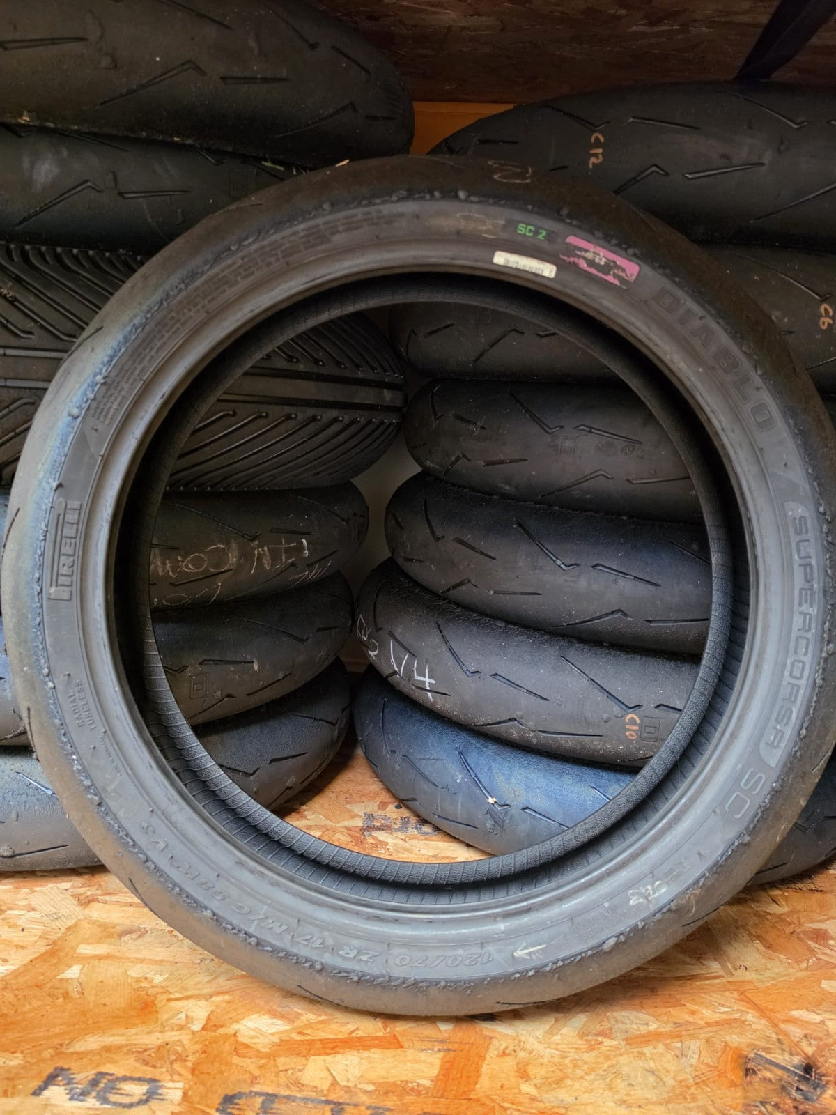 Pirelli Diablo Supercorsa SC2 V3 120/70-17 part worn front BSB scrub tyre