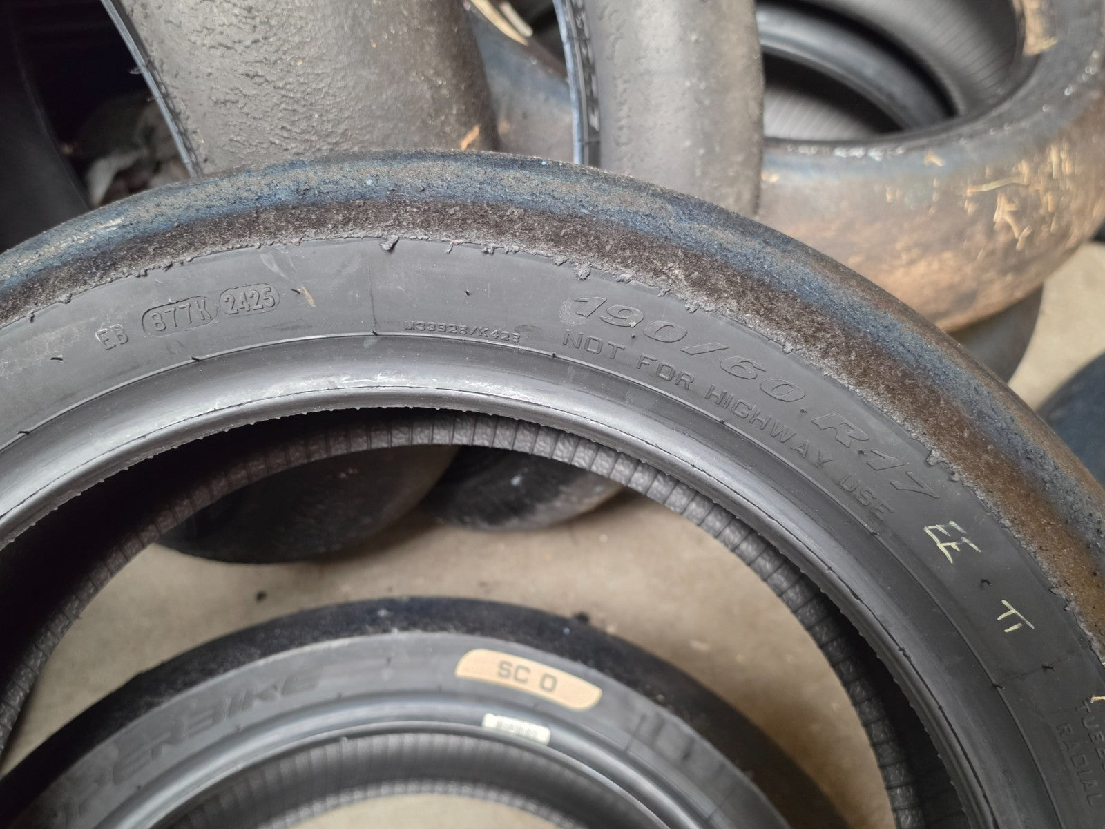 Pirelli Diablo Superbike SC0 190/60-17 Used BSB Scrub Motorcycle Tyre - SR12