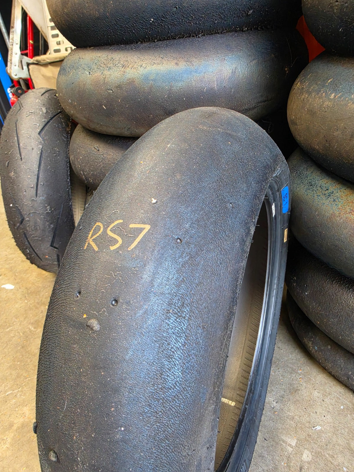 Pirelli Diablo Superbike SC1 200/60-17 Used BSB Scrub Motorcycle Tyre - RS7