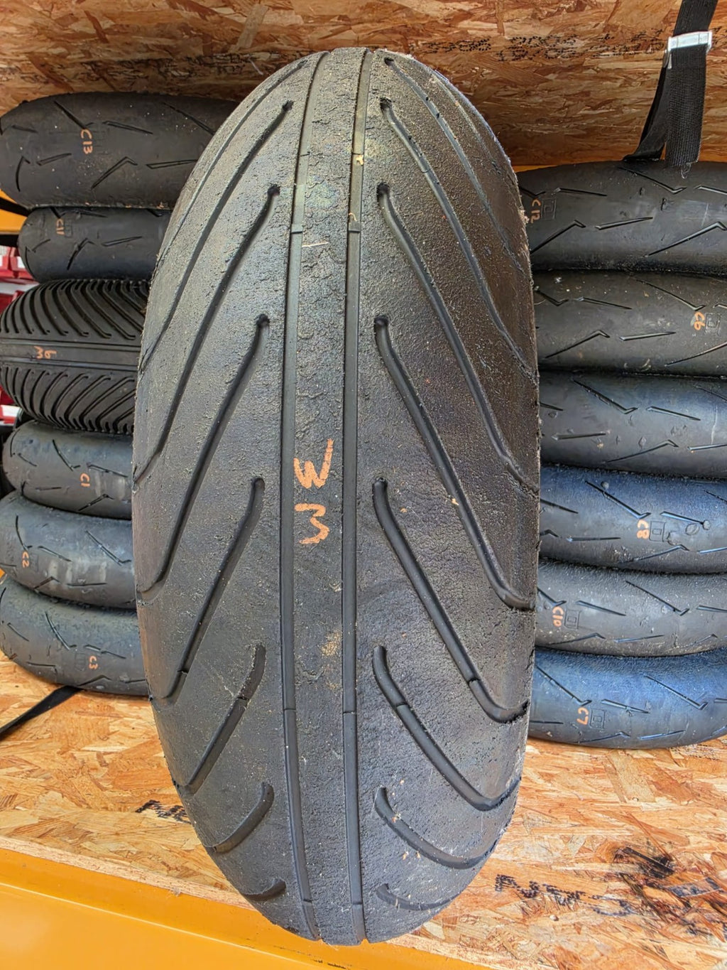 Pirelli Diablo Wet 200/60-17 part worn front BSB scrub tyre 2023