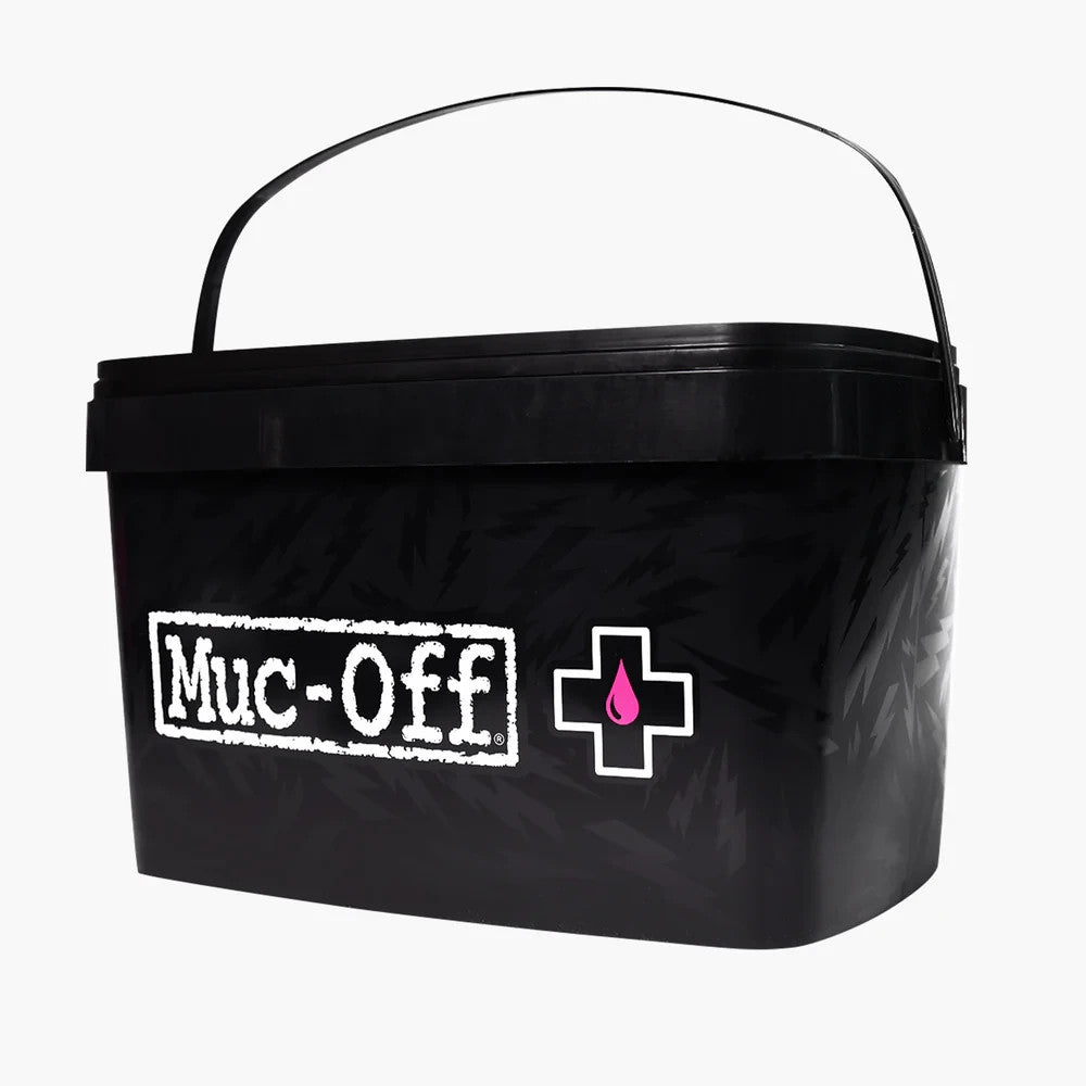 Muc-Off 8 in 1 Motorcycle Motorbike Cleaning Care Kit Ideal Stocking Filler