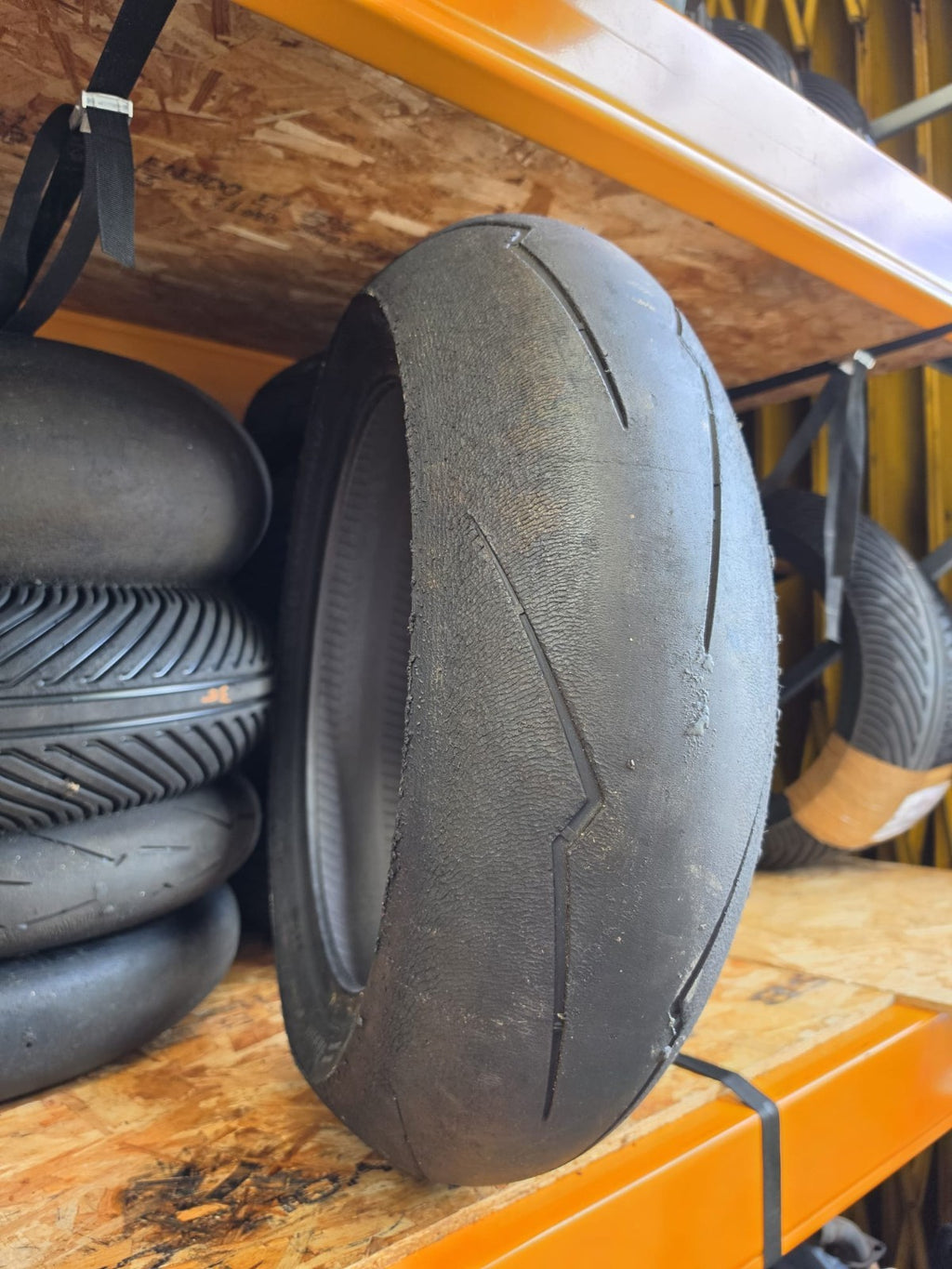 Pirelli Diablo Supercorsa Rear 190/60-17 Part Worn Scub Motorcycle Tyre