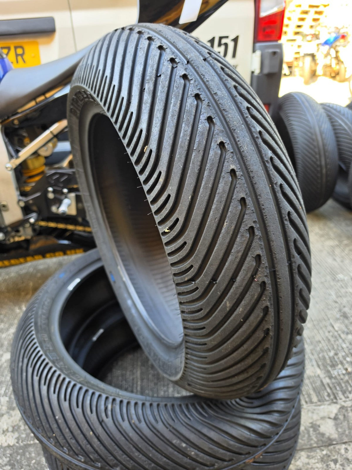 Pirelli Diablo Rain Rear SCR1 Part worn scub motorcycle tyre