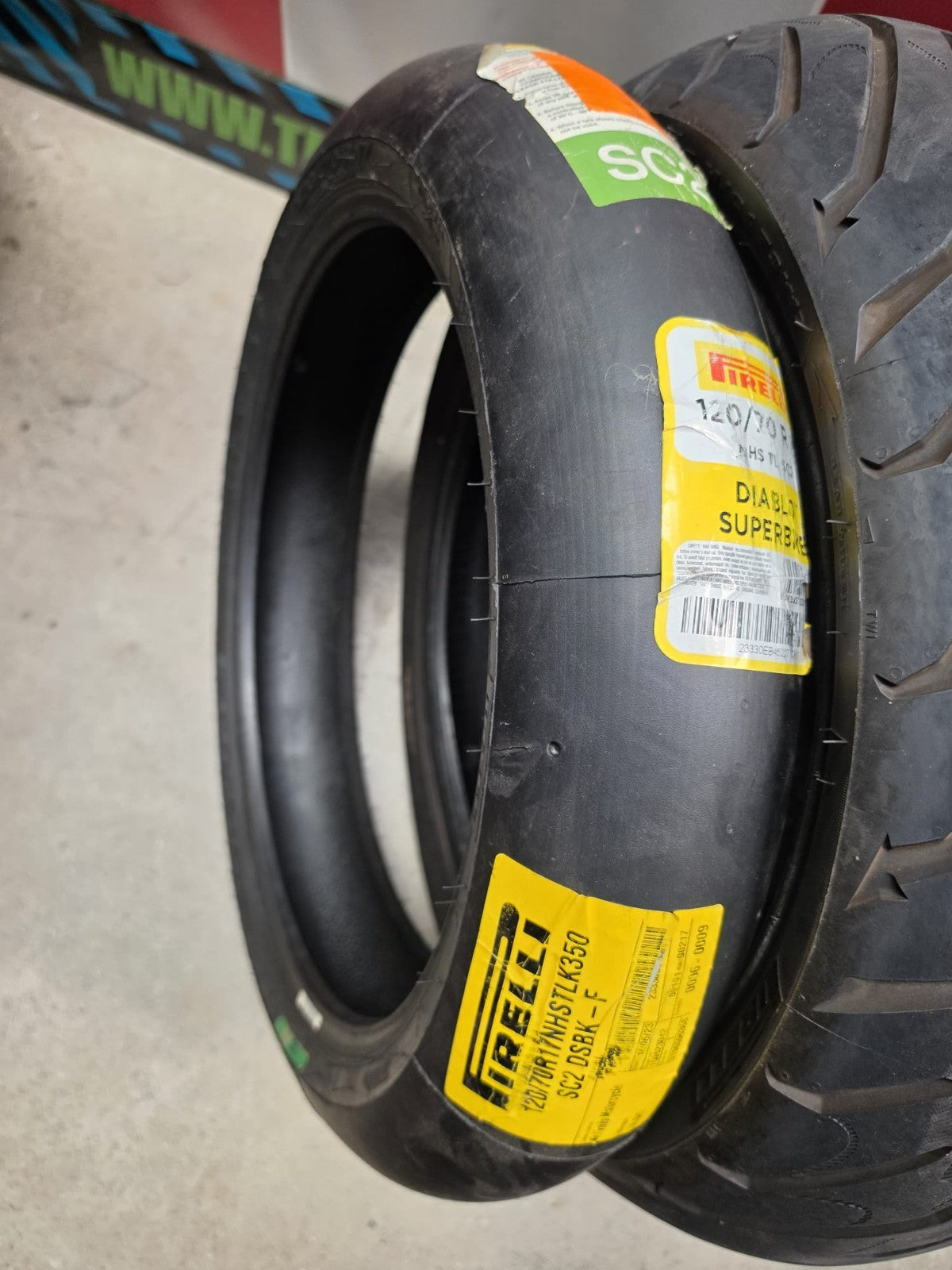 BRAND NEW Diablo SUperbike SC2 slick tyre