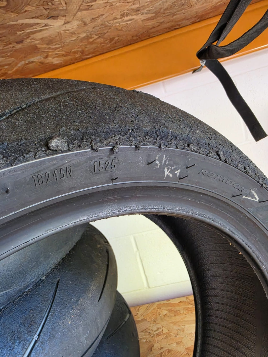 Pirelli Diablo Supercorsa Rear SC1 200/60-17 V4 Part worn scub motorcycle tyre