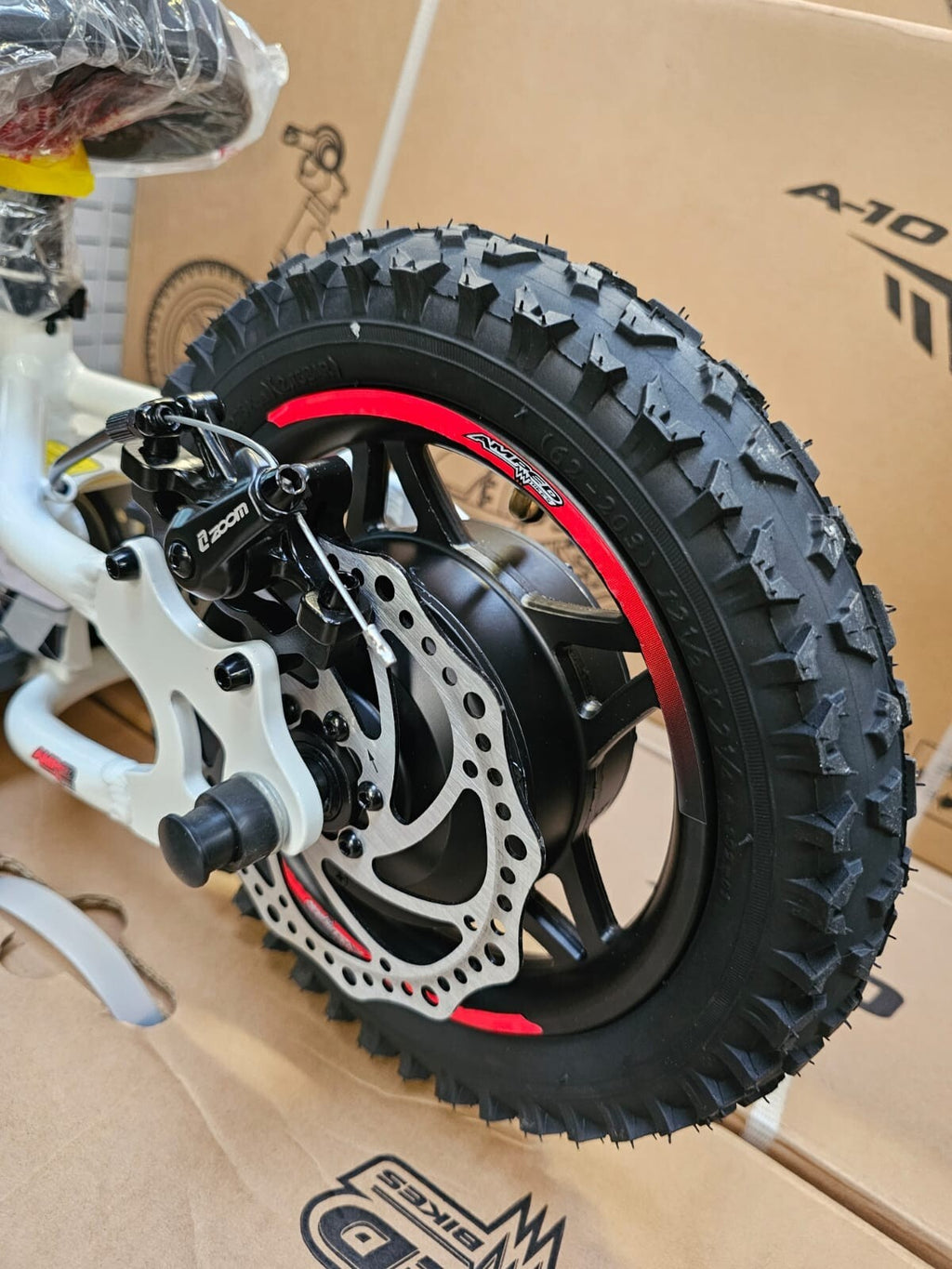 Amped A10 Black 150w 18v Electric Kids Age 3+ Balance Bike - White Red New 2025