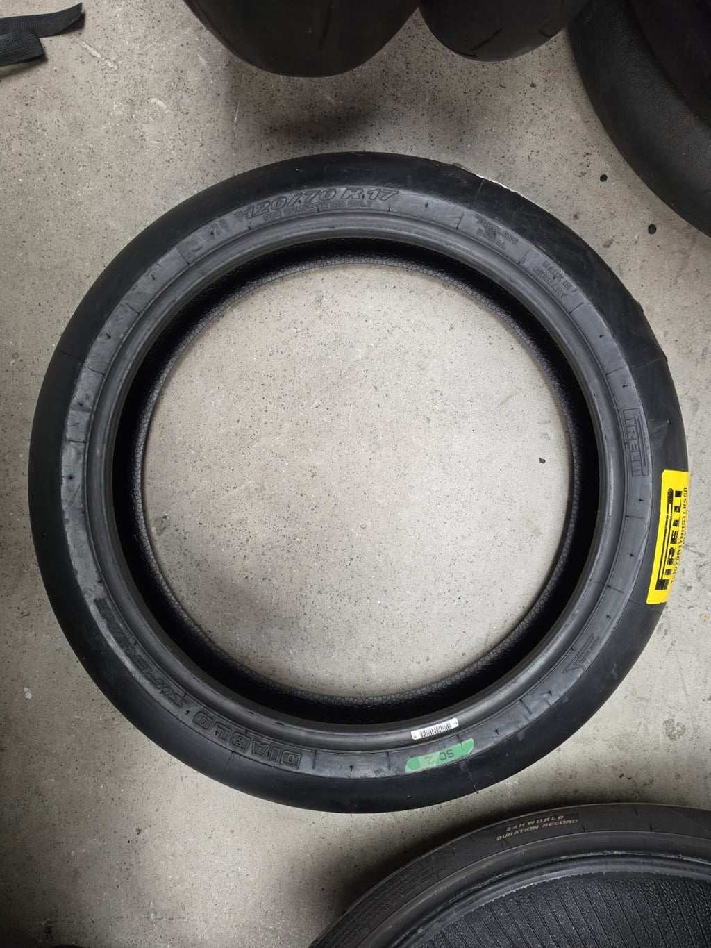 BRAND NEW Diablo SUperbike SC2 slick tyre
