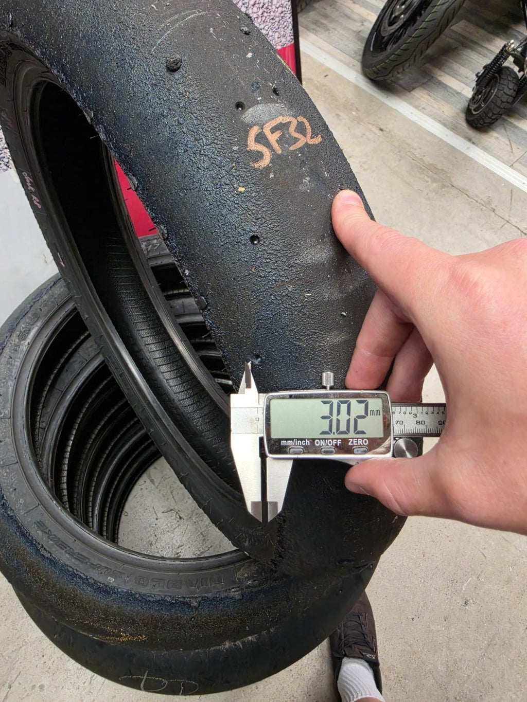 Pirelli Diablo Superbike SC1 125/70-17 Used BSB Scrub Motorcycle Tyre - SF32